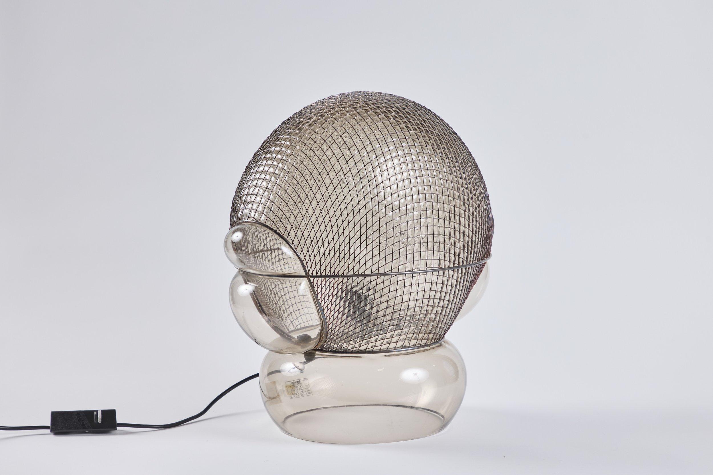  1976 Patroclo Lamp Italian Design by Gae Aulenti for Artemide. Made in Milan. Measures 18