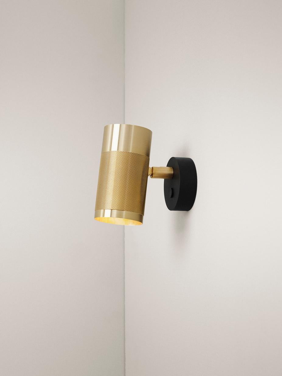 Lampada da parete Patrone Small di Thorup Copenhagen
Dimensioni: D 6 x H 12 cm.
Materiali: Ottone.

Disponibile in altri colori. Contattateci.

Thorup Copenhagen è uno studio di design danese indipendente, fondato nel 2017 da Kasper Thorup, che