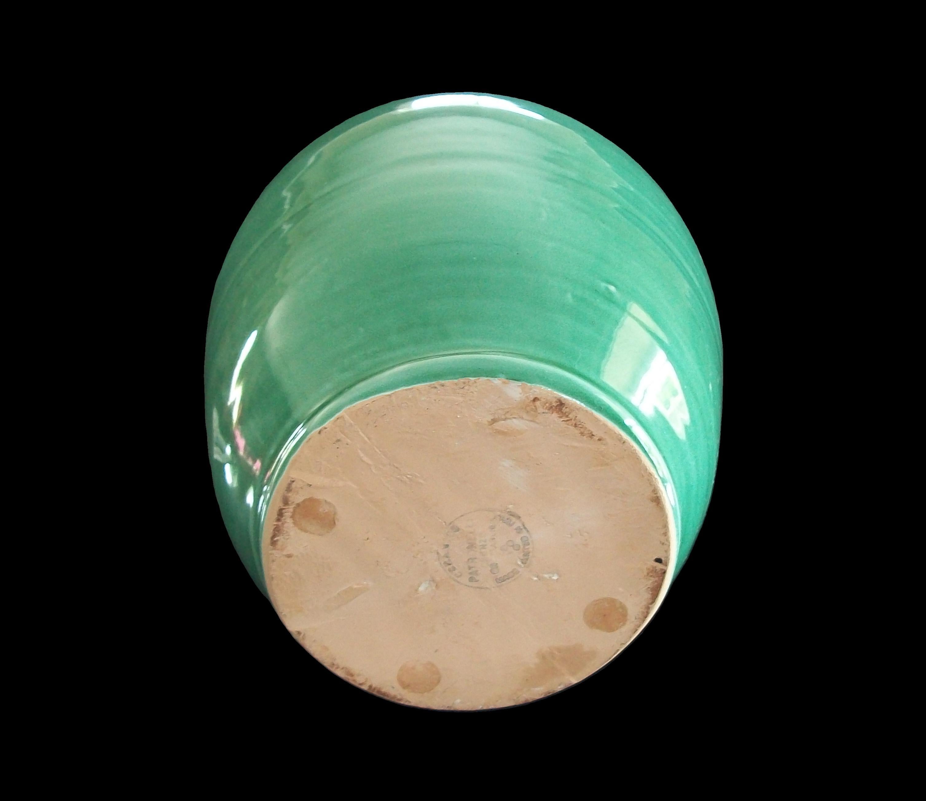 PATRONELLI ORONZO - Jarro de Terracota Esmaltada Verde - Italia - Finales Siglo XX en venta 5
