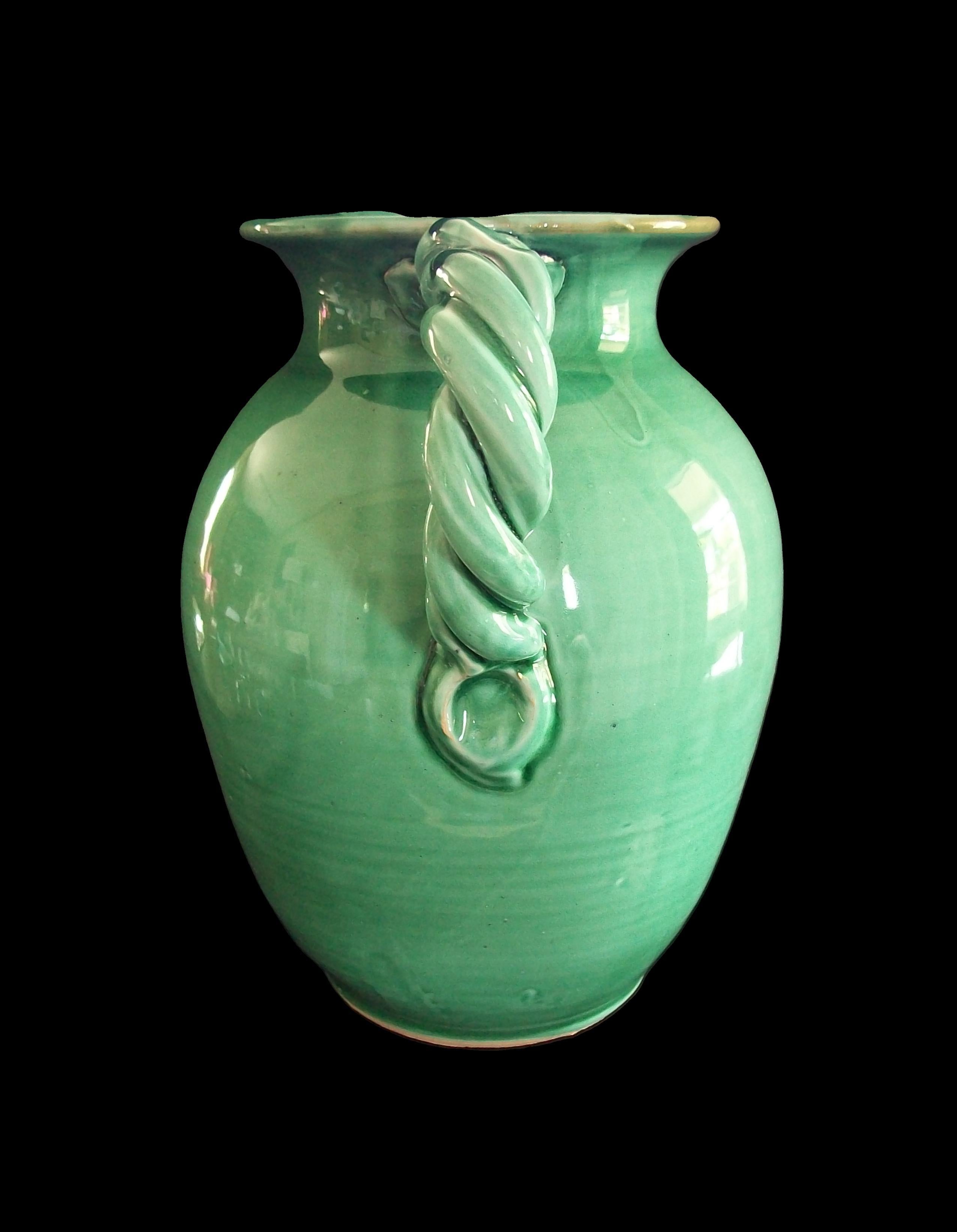 PATRONELLI ORONZO - Jarro de Terracota Esmaltada Verde - Italia - Finales Siglo XX Italiano en venta