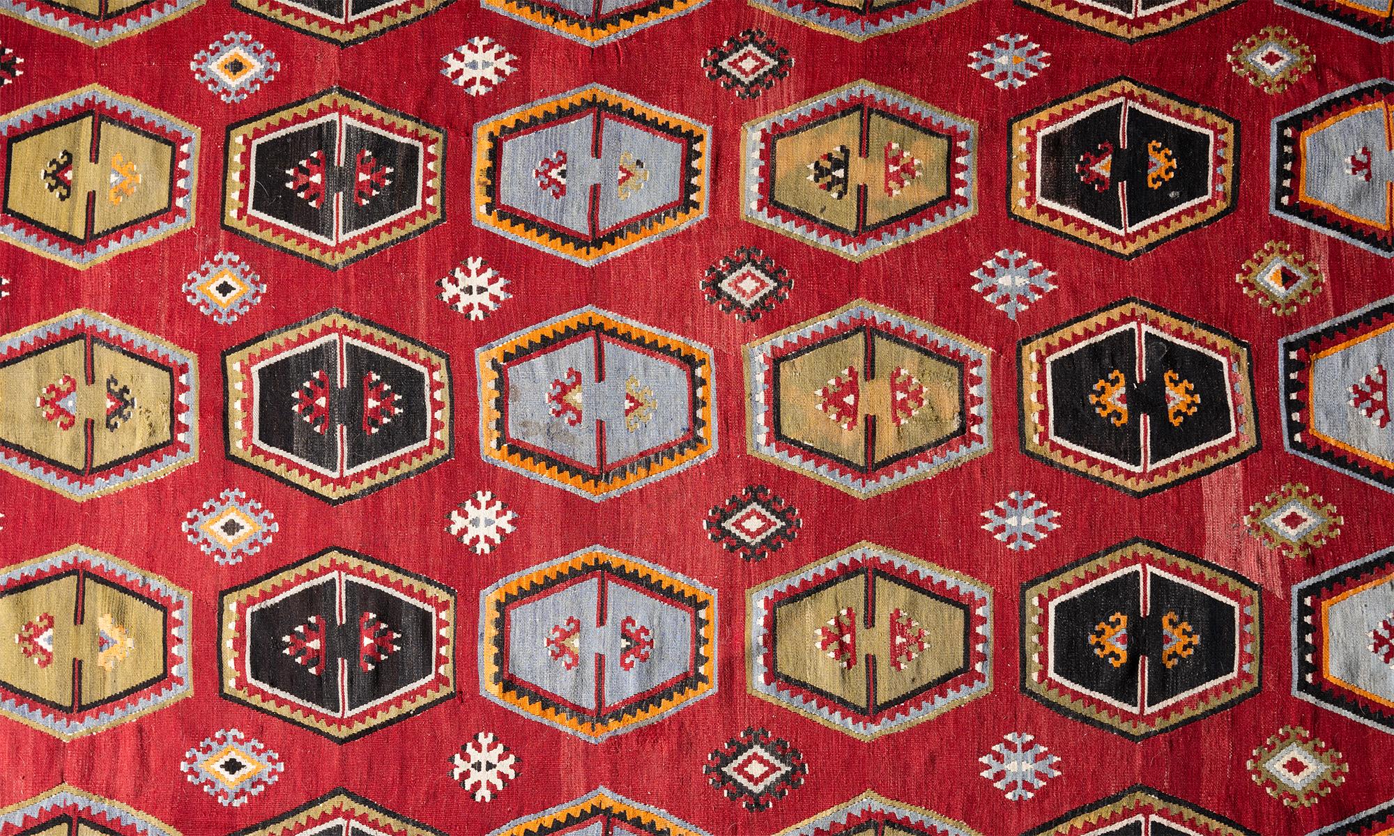 Pattern Motif Kilim, Anatolia, 1950 In Good Condition For Sale In Culver City, CA