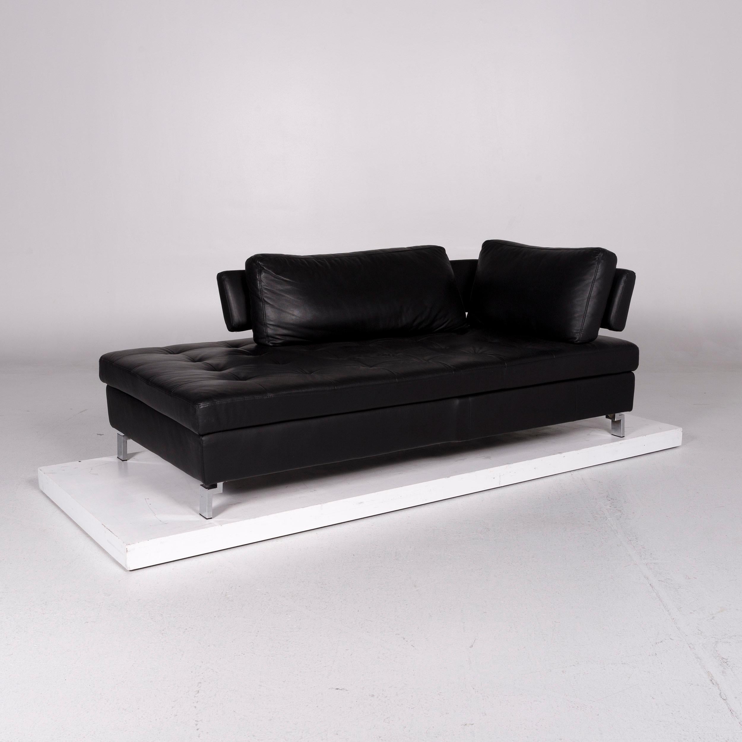 Pattern Ring Leather Sofa Set Black 1 Three-Seat 1 Stool In Good Condition For Sale In Cologne, DE