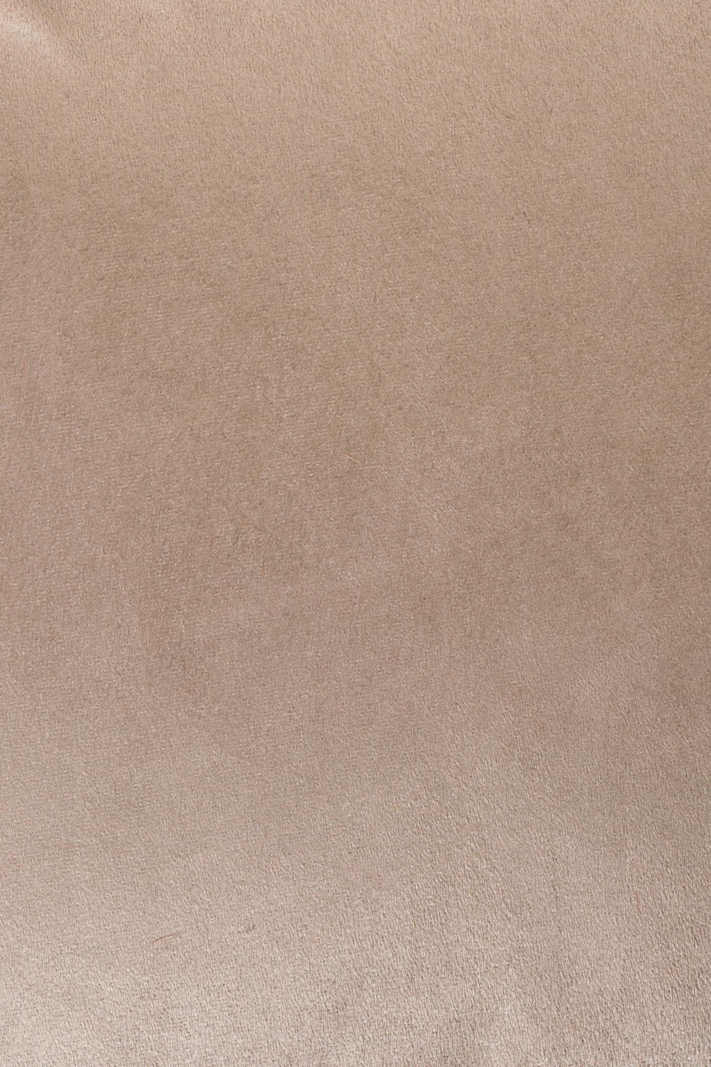 Senf-gemusterte Rindsleder-Kissen mit Suedette-Rücken und Leder, Reißverschluss, Quasten im Zustand „Neu“ in London, GB