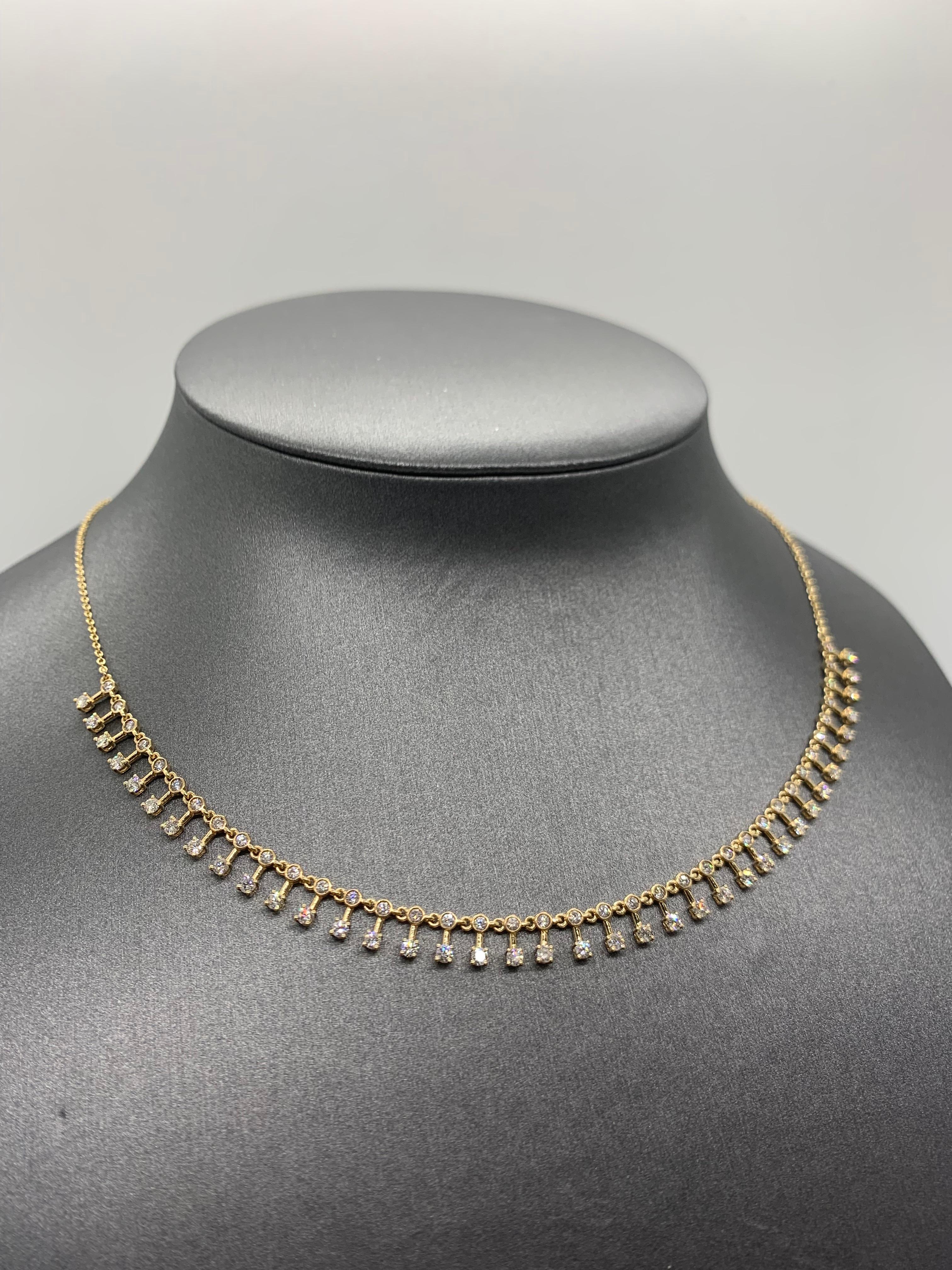 Patterned Diamond Necklace in 18K Yellow Gold In New Condition For Sale In Los Angeles, CA