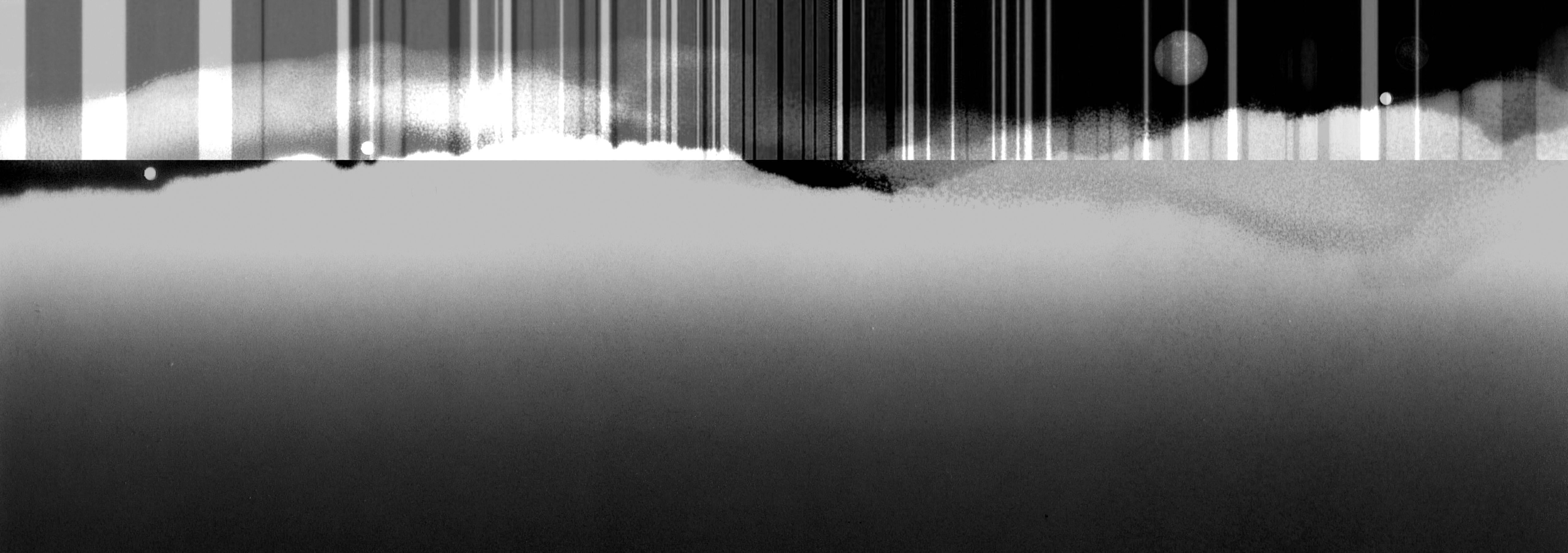 "Día del Juicio Final", Abstracto, Paisaje, Monocromático, Negro, Blanco, Foto, Impresión, 2018 - Print de Patty deGrandpre