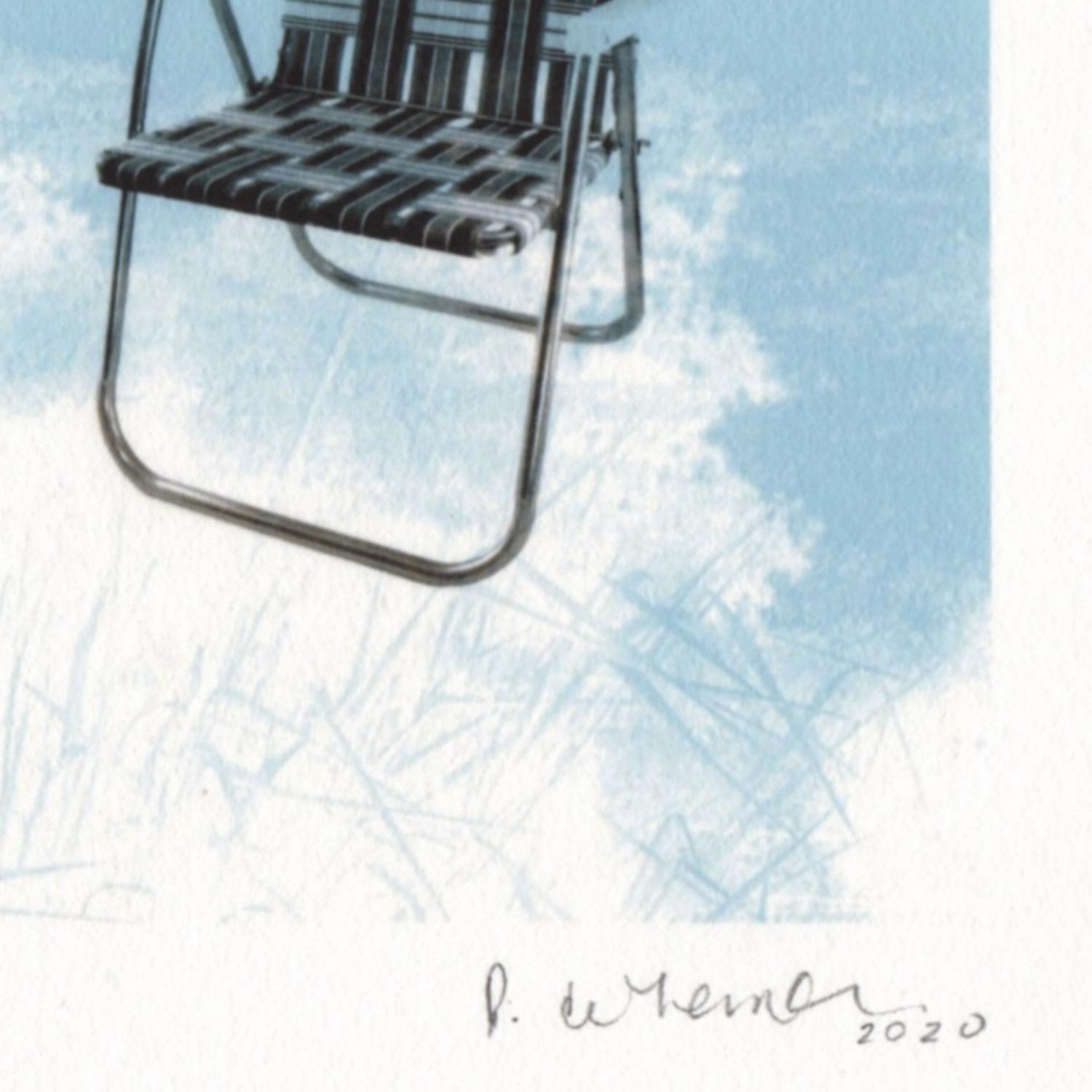 « Outside In », abstrait, arbre, paysage, chaise, vert, sépia, bleu, photo, impression - Contemporain Print par Patty deGrandpre