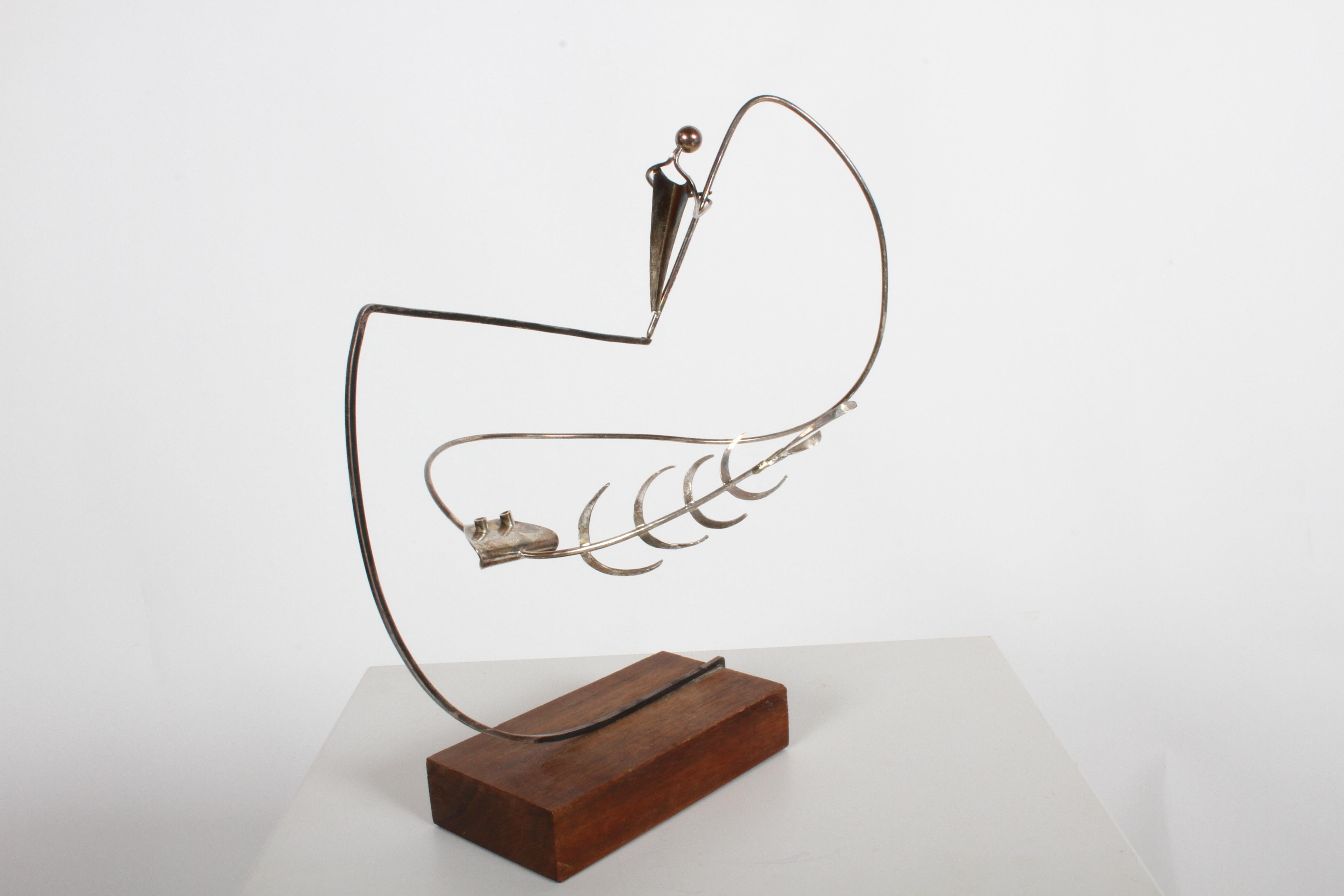 Mid-Century Modern Sculpture cinétique de Paul A. Lobel Sterling Fisherman en vente