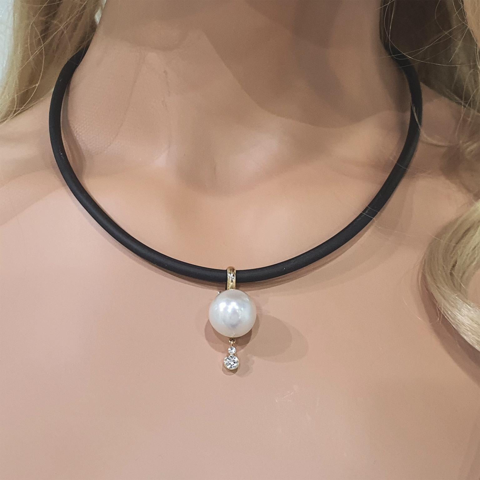 Modern Paul Amey 18K Gold and South Sea Pearl Pendant on Neoprene Choker For Sale