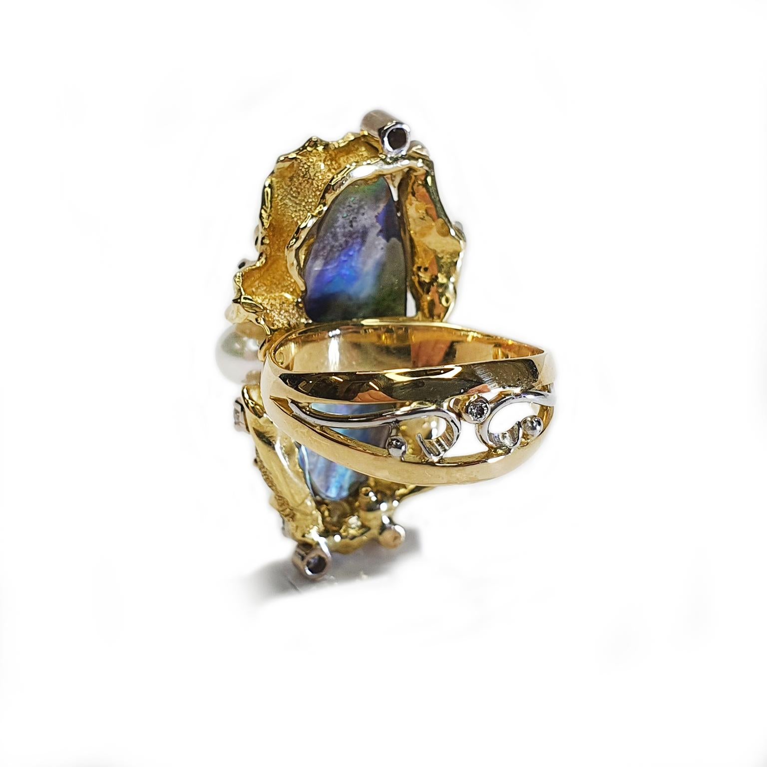 Taille mixte Bague Paul Amey en or 18 carats, diamants et coquillage Paua en vente