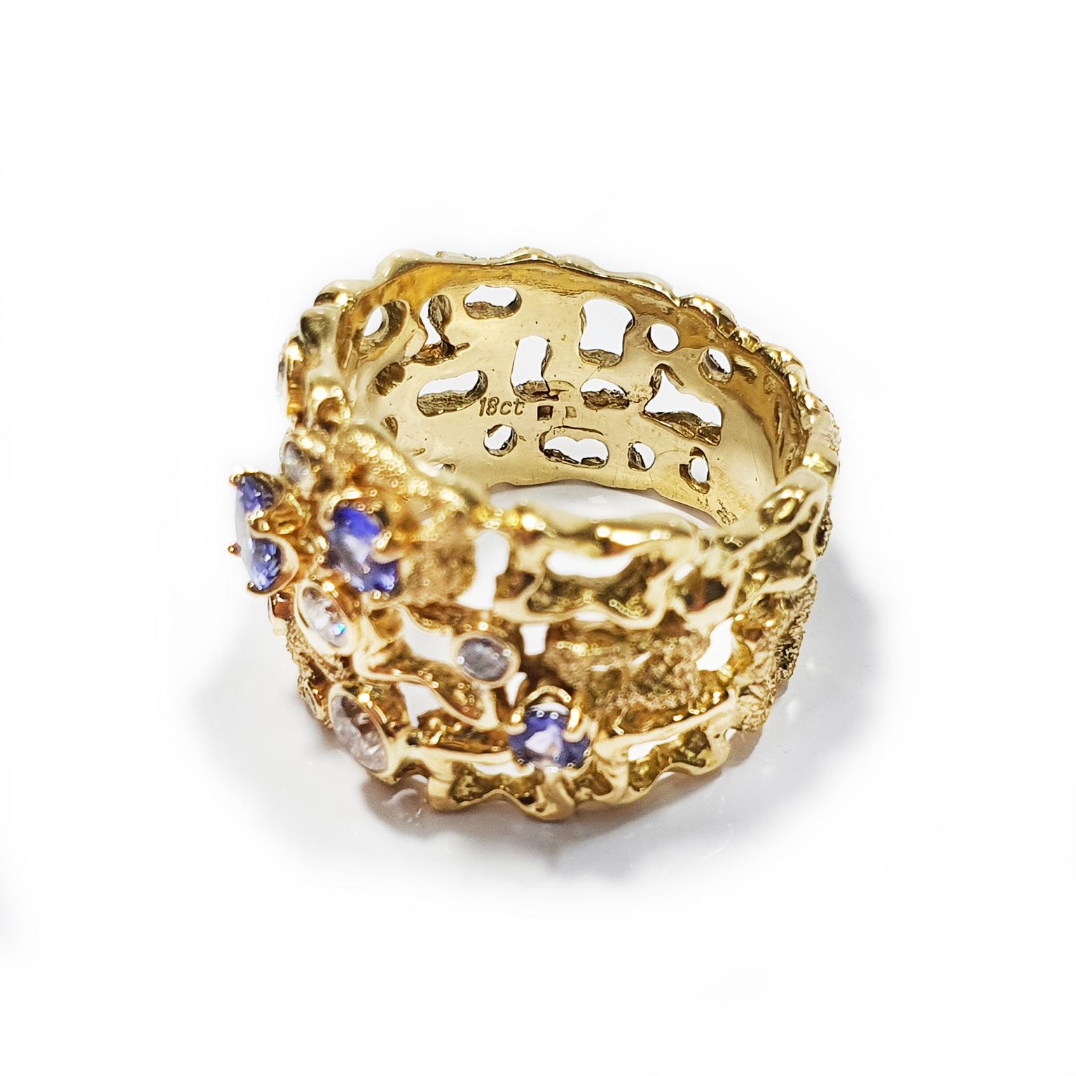 Paul Amey 18k Gold, Diamond and Tanzanite Dress Ring For Sale 1