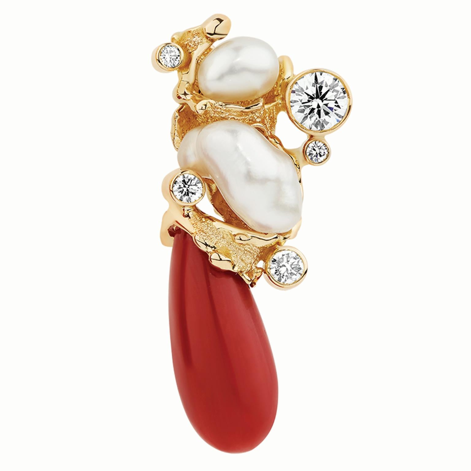 Artisan Paul Amey Boucles d'oreilles « Georgia » en or 18 carats, diamants et corail rouge naturel, fabriquées à la main en vente