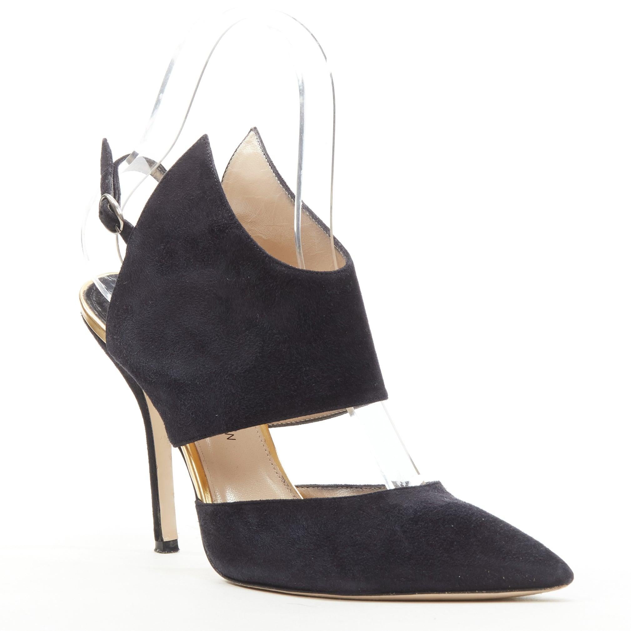 PAUL ANDREW black suede pointed winged dorsay pump EU38.5
Reference: KEDG/A00222
Brand: Paul Andrew
Designer: Paul Andrew
Material: Suede
Color: Black
Pattern: Solid
Closure: Slingback
Lining: Leather
Extra Details: Buckle slingback strap
Made in:
