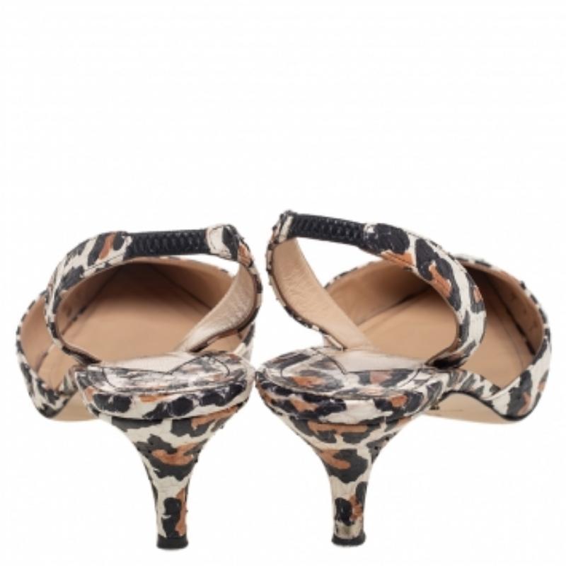 Mehrfarbige Slingback-Sandalen aus Schlangenhautleder mit Leopardenmuster von Paul Andrew mit Leopardenmuster Größe 38 im Angebot 1