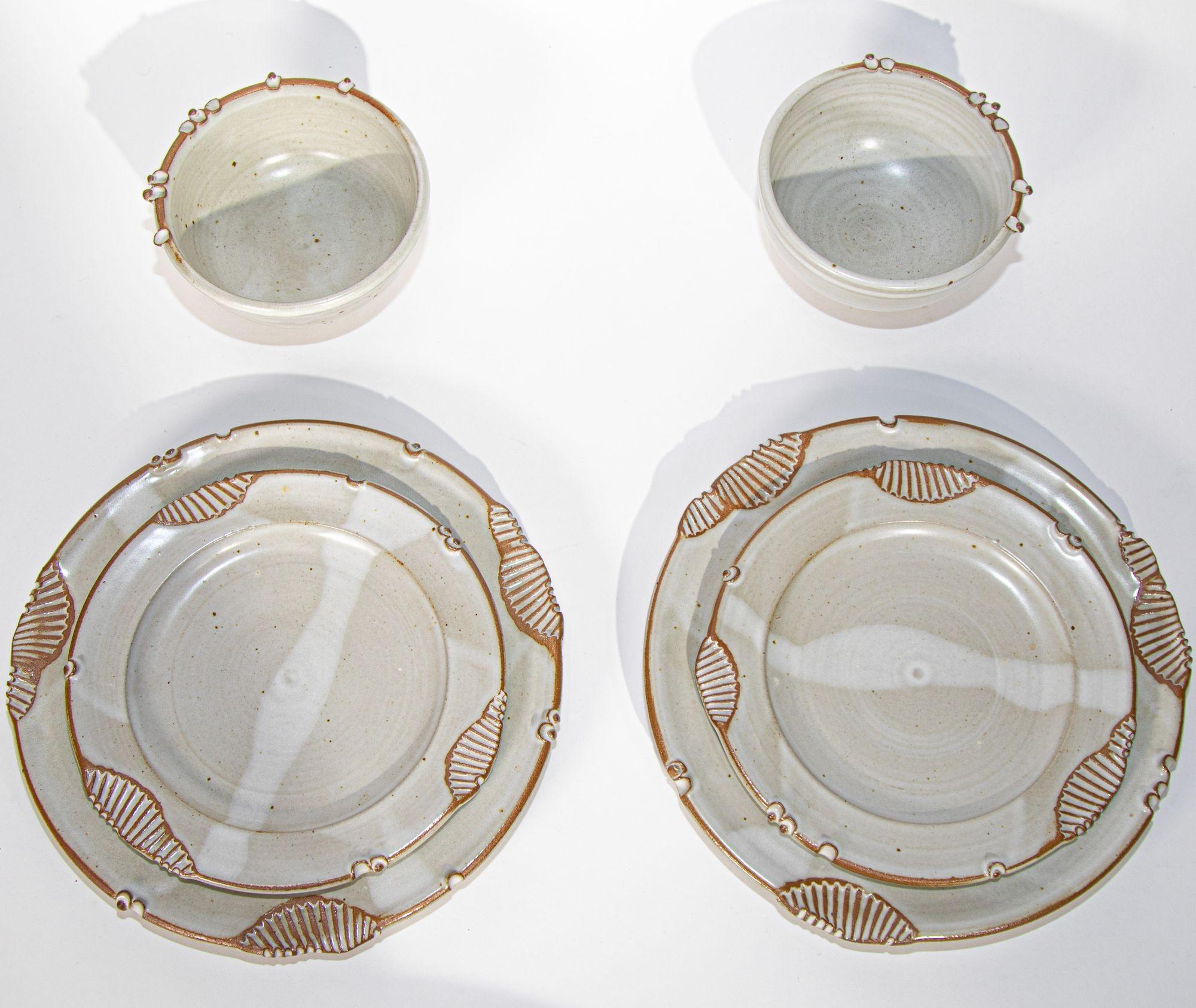 Paul Anthony vintage stoneware service set of 6.

Paul Anthony Modernist Studio Art Pottery Stoneware set for 2, 2 dinner plates, 2 salad plates and 2 Cereal bowls.

Colors are Cream & Brown.

Vintage signed Paul Anthony Abstract Modernist