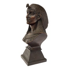 Antique French Escultura de busto de bronce de renacimiento egipcio Estatua "Reina de Babilonia"