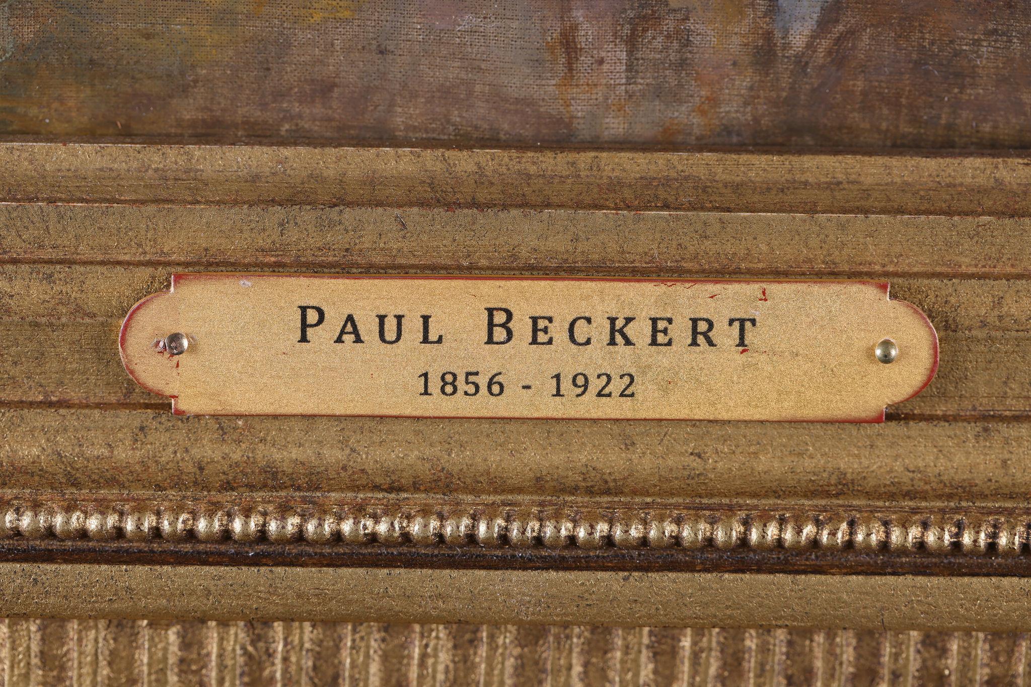 Der Jäger wartet mit seinem Gewehr