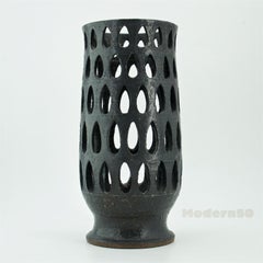 Paul Bellardo Teardrop Perforierte Studio Pottery Skulpturale Vase