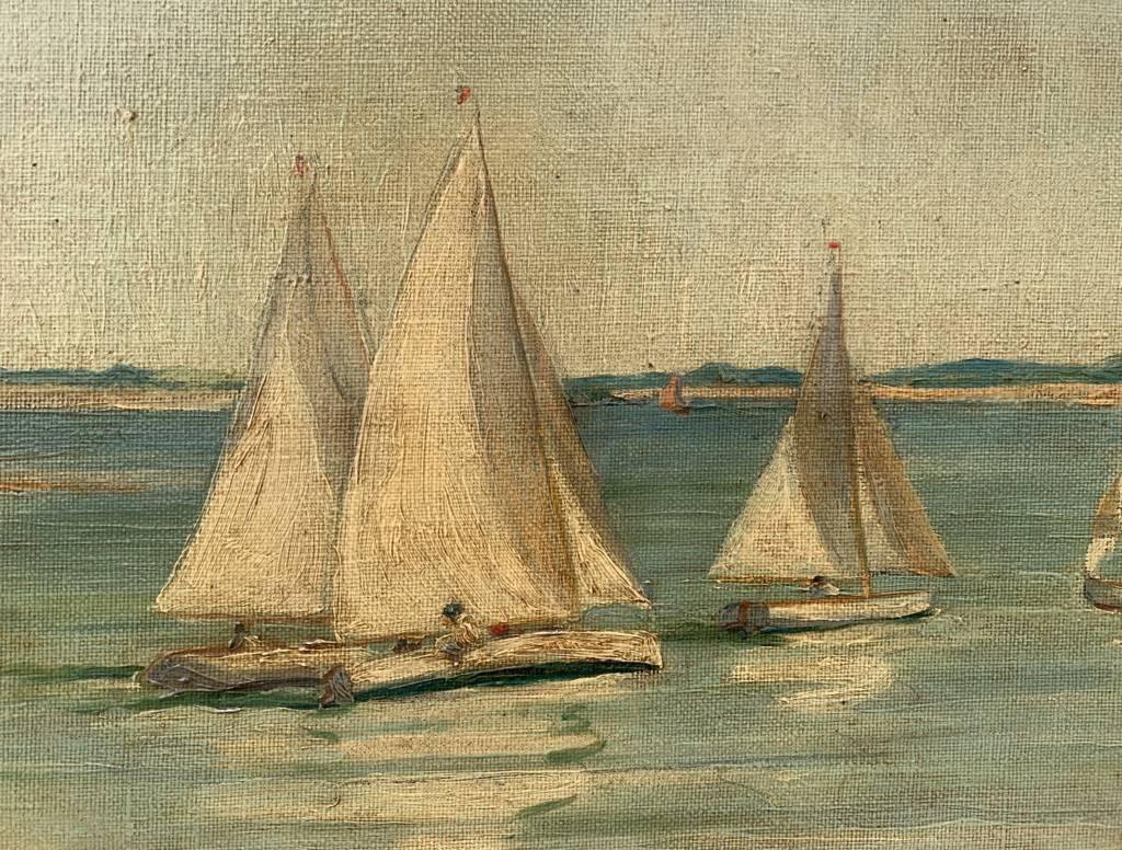 Paul Bernard Morchain (Rochefort-sur-Mer 1876 - 1939) - Barche a vela sul mare.

36 x 51 cm senza cornice, 54 x 69 cm con cornice.

Antico dipinto a olio su tela, in cornice di legno e gesso applicato.

- Opera firmata in basso a destra: 
