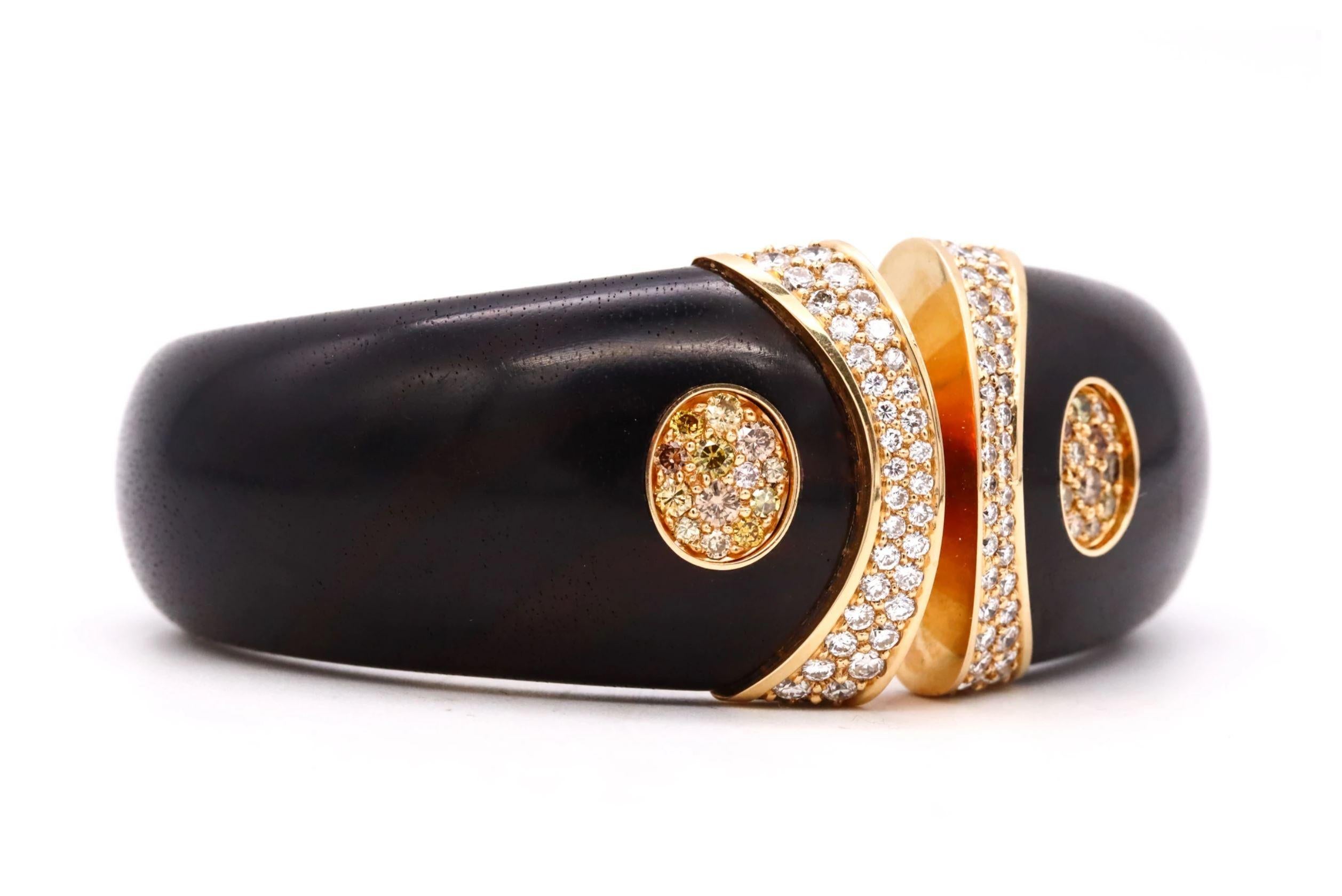 Modern Paul Binder 1970 Swiss 18Kt Gold Bracelet with Ebony Wood 3.80 Cts VS Diamonds For Sale