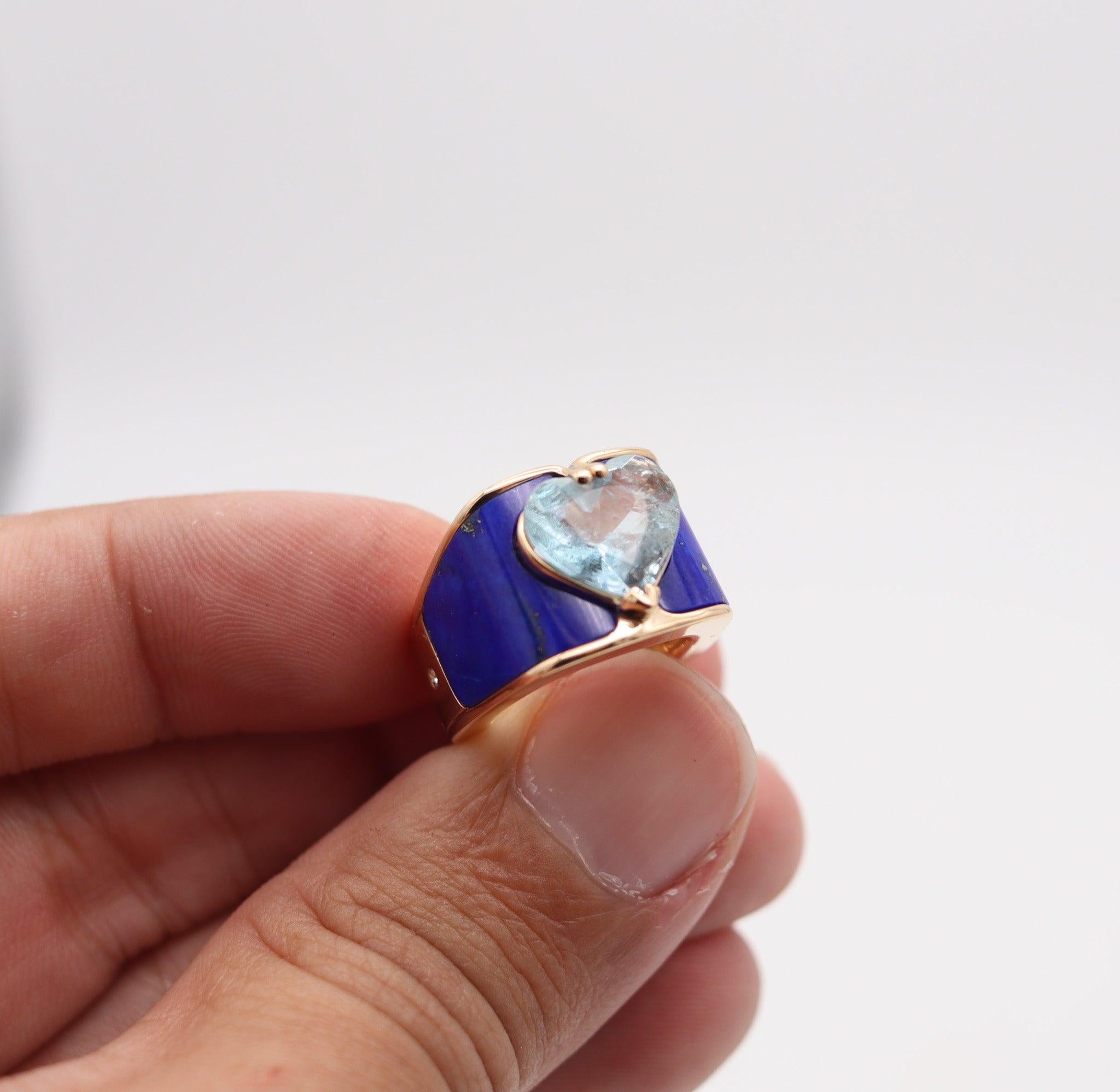 PAUL BINDER 1970 Bague de cocktail suisse en or jaune 18 carats avec lapis et aigue-marine en vente 2