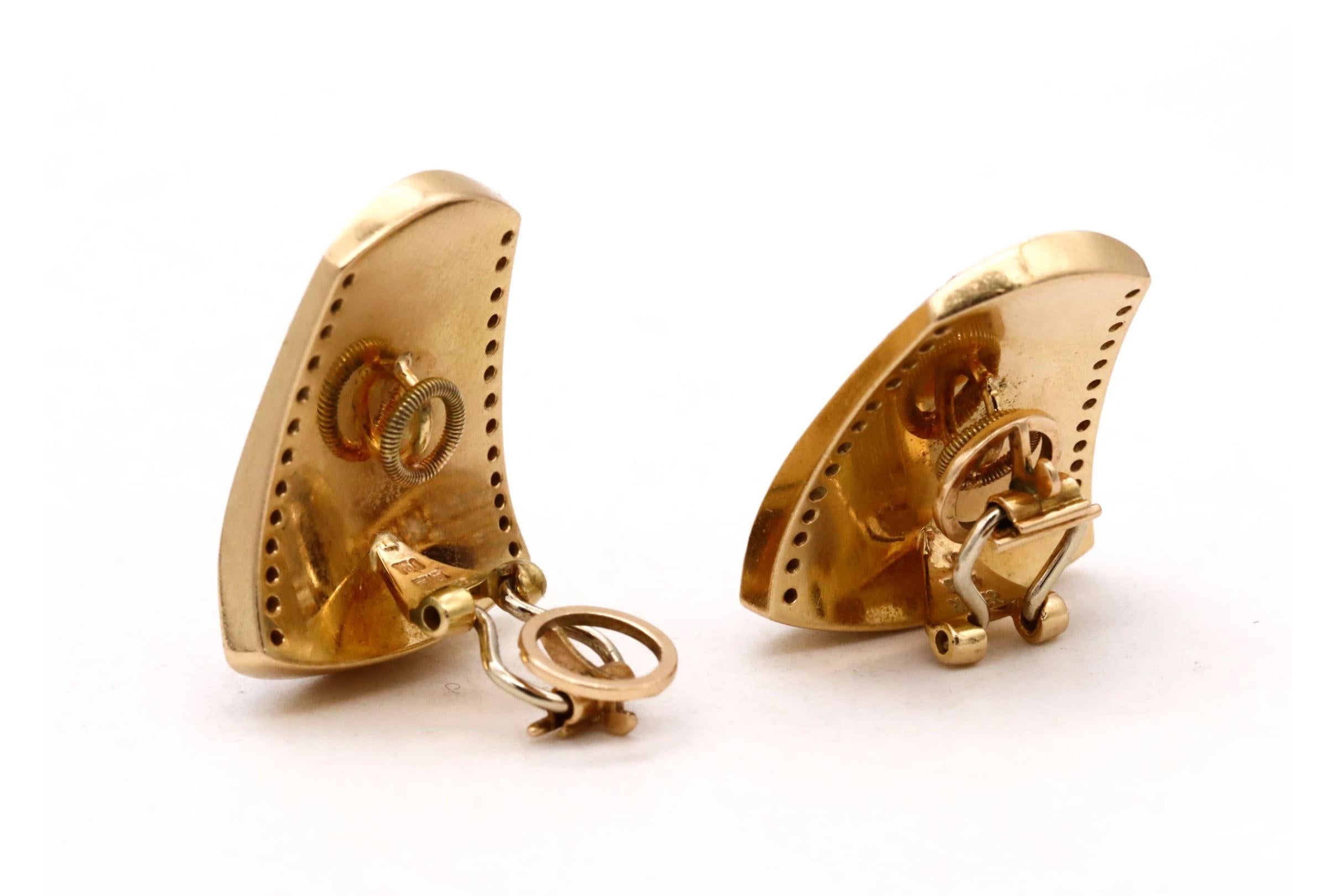 Modern Paul Binder Swiss Clips-Earrings 18Kt Yellow Gold with Ebony Wood & Diamonds For Sale