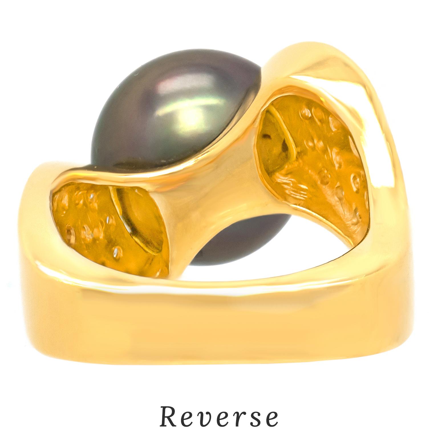 Paul Binder Swiss Modern Tahitian Pearl and Diamond Ring For Sale 3