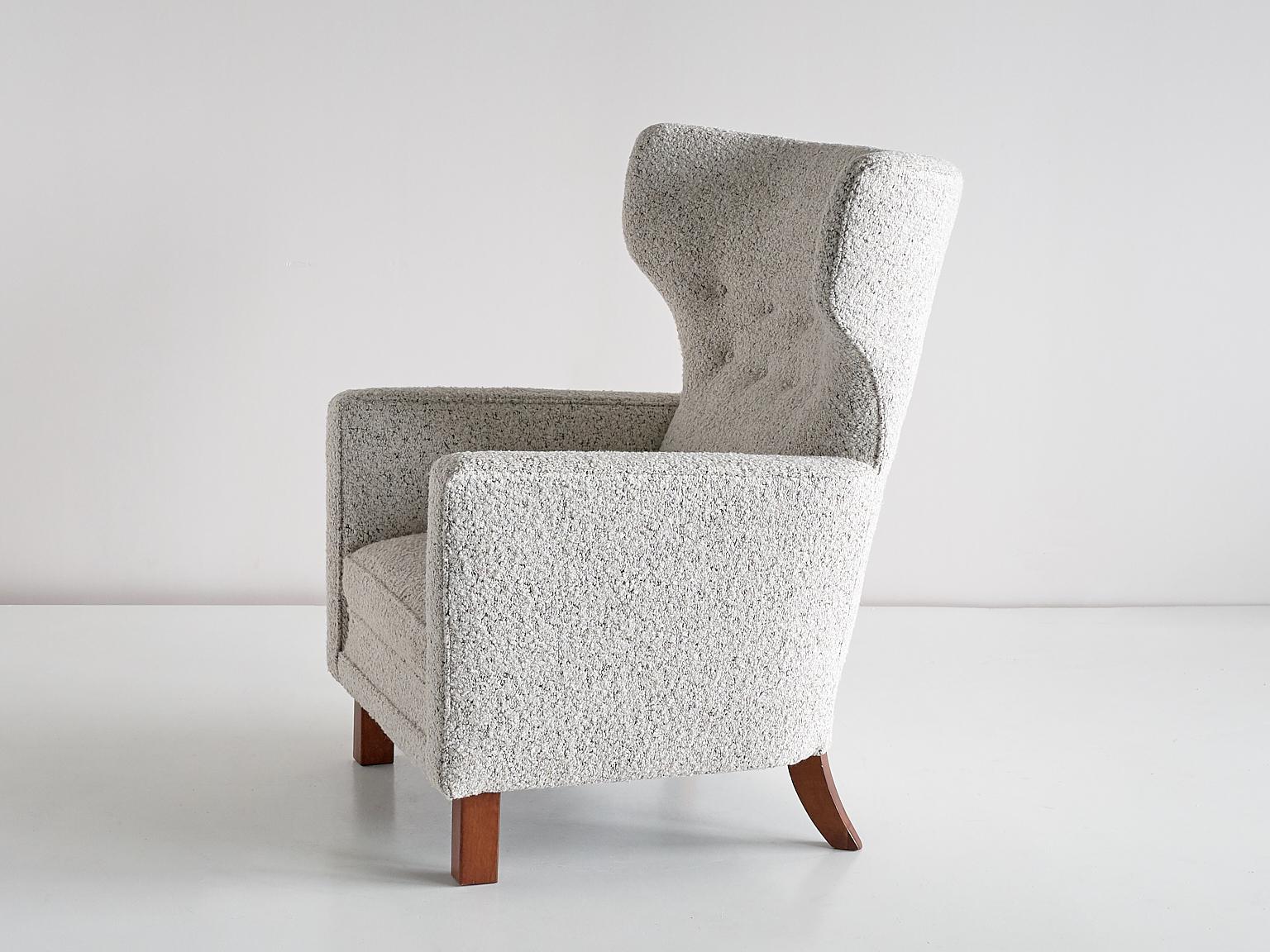 Paul Boman Wingback Chair in Pearl Bouclé Fabric and Beech, Finland, 1940s For Sale 4