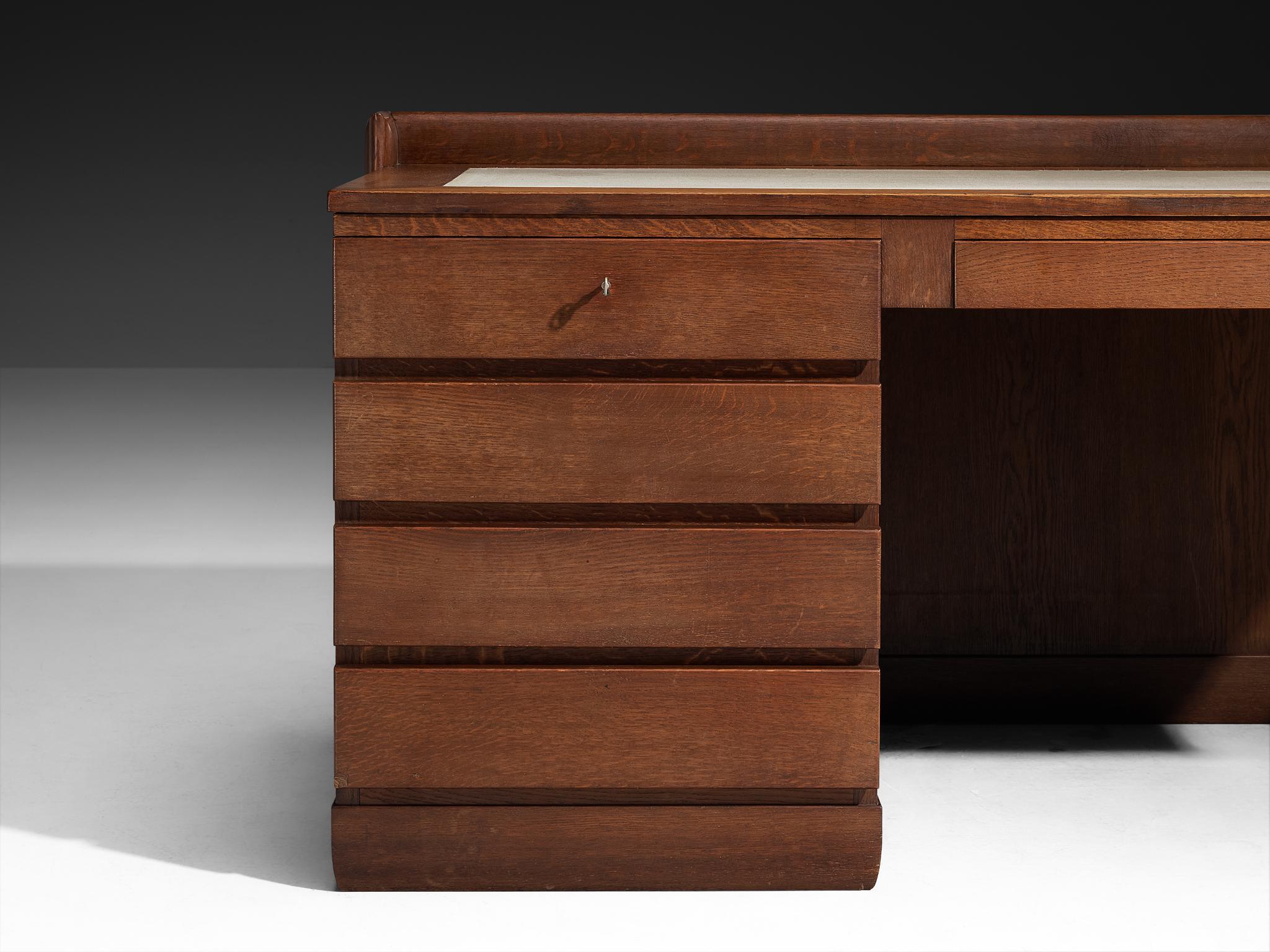 Paul Bromberg for H. Pander & Zonen Free-Standing Desk in Solid Oak In Good Condition For Sale In Waalwijk, NL