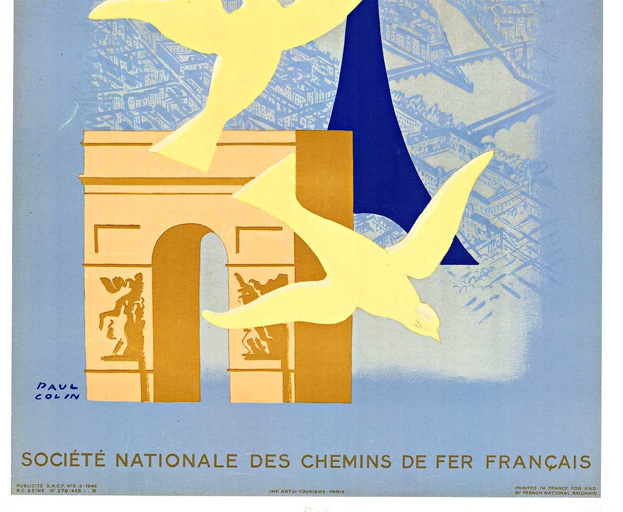 Cartel de viaje original de 1945 de París (Francia)  viajar en tren - Print moderno estadounidense de Paul Colin