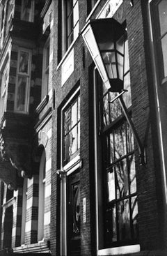 Edition 1/10 - Architecture Facade, Amsterdam, Silber-Gelatinefotografie in Silber