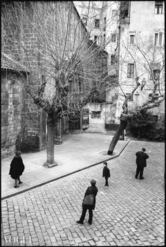 Edition 1/10 - Black on White, Barcelona, Spain, Silver Gelatin Photograph
