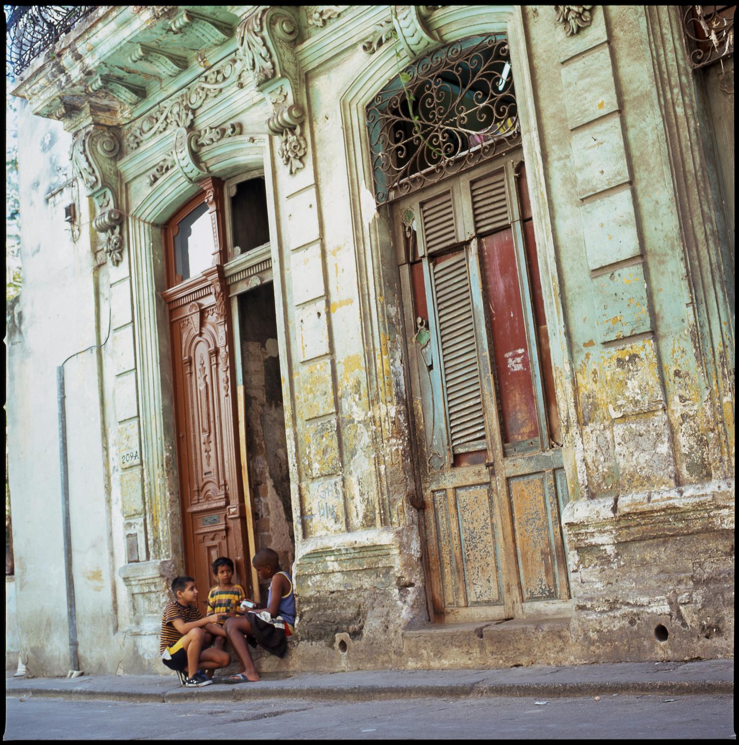 [Featured in Italian Vogue. The print will not display the watermark]

Edition 1/10 - Street Children, Old Havana, Cuba , C-Type Photograph

Edition of 10 + 5 APs.
Front: Signature and edition number with artists blind stamp.  
Back: Ink stamp and