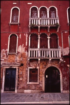 Edizione 2/10 - Facciata rossa, Venezia, Italia Stampa