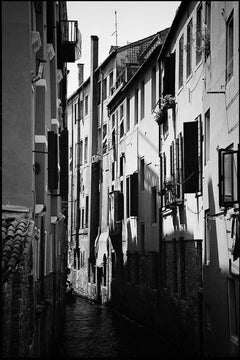 Edizione 2/50 AP 3/5 - Architettura in ombra, Venezia, Italia Stampa, 2009