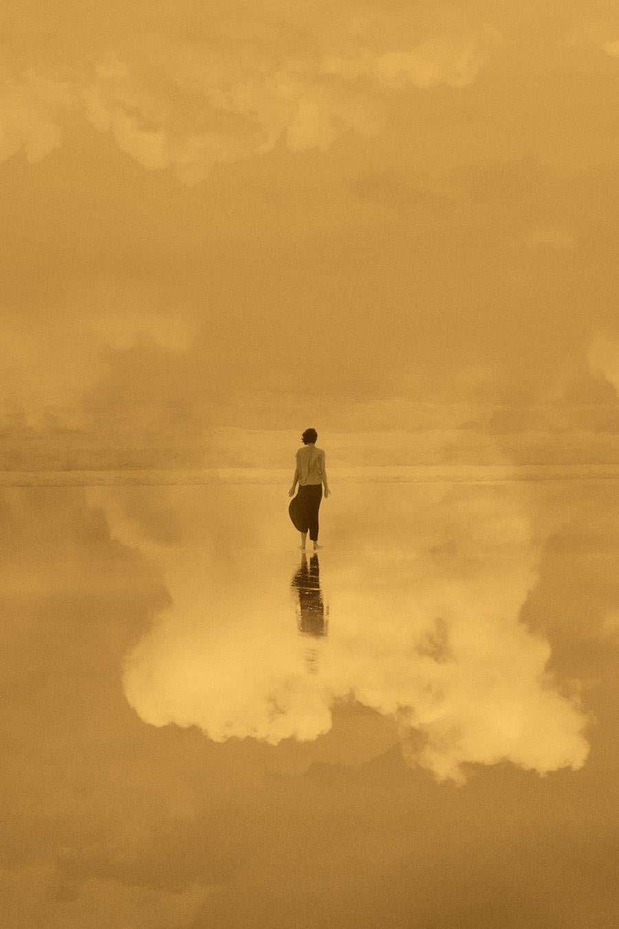 Paul Cupido  Color Photograph – Hommage Celeste