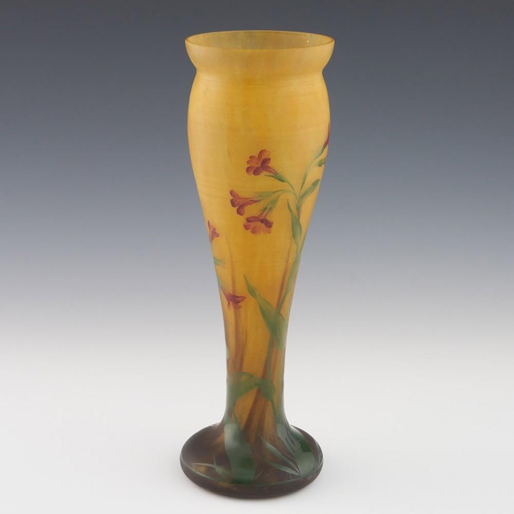 Paul Daum Mado Nancy Vase um 1925 im Zustand „Gut“ im Angebot in Tunbridge Wells, GB