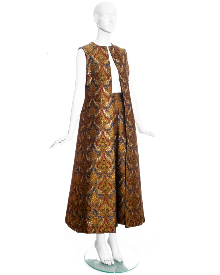 Paul Daunay gold lamé jacquard couture evening ensemble, c. 1960 In Excellent Condition For Sale In London, GB
