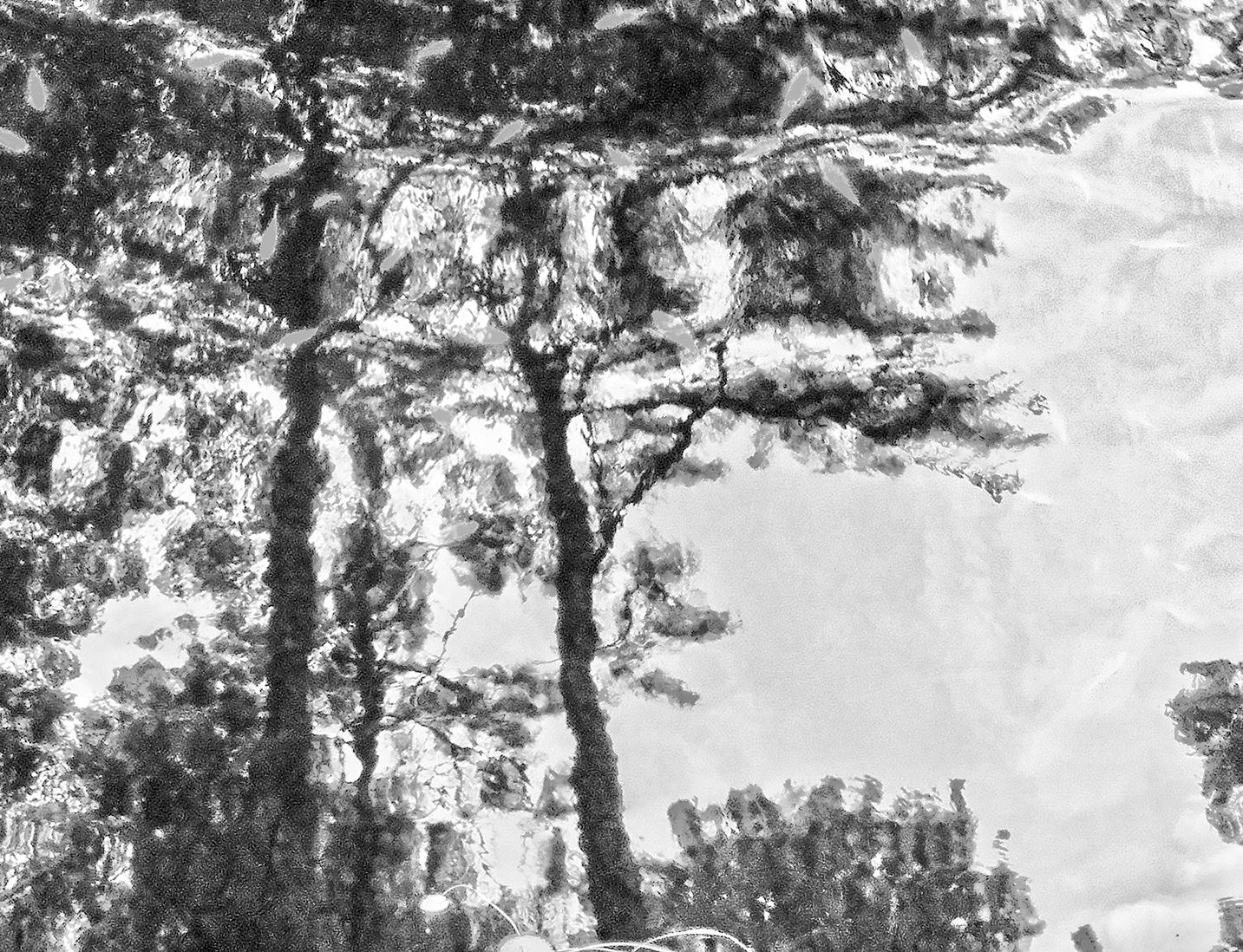 Ripple Effect l - Surrealist Photograph by Paul Dempsey