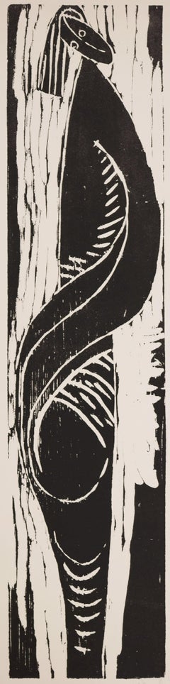 Sculptural Female Figure / - The essence of wood -