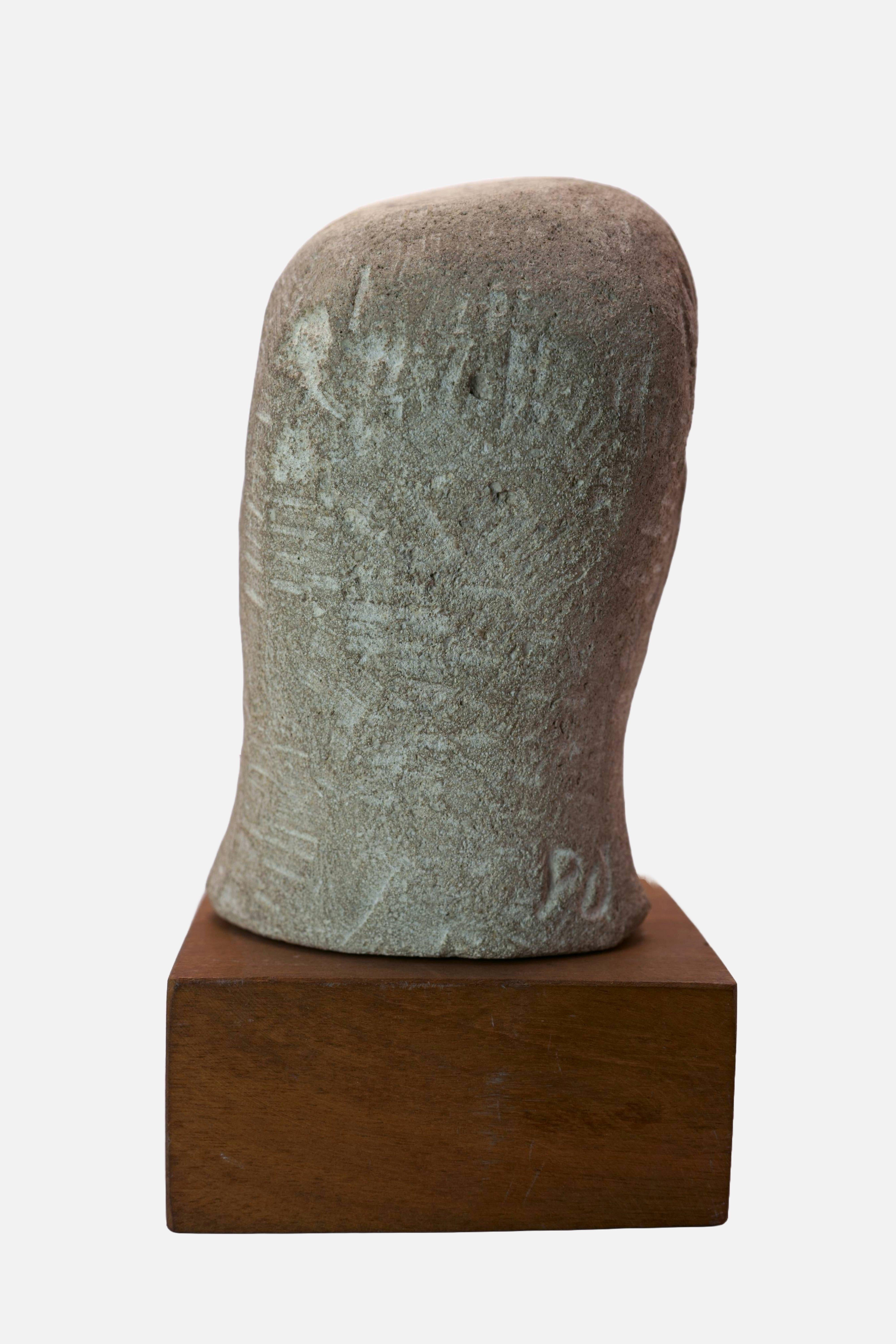 Paul Dierkes (1907 Cloppenburg - 1968 Berlin), Archaic Head. Limestone, 1952. 15 x 9 x 12 cm (without plinth), 19 x 10 x 11 cm (with plinth), monogrammed 