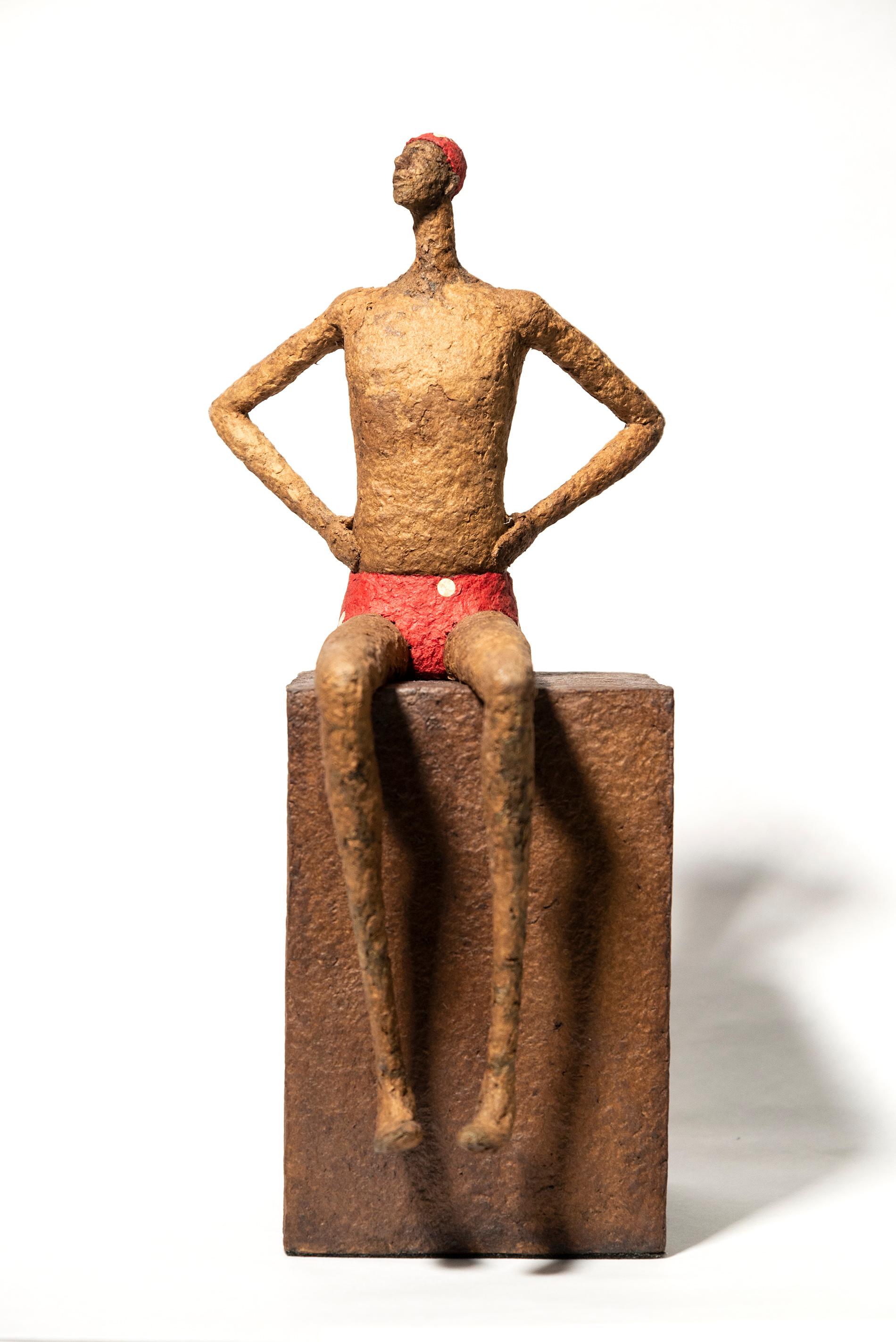 Baigneur à pois - sculpture figurative, masculine, en papier mâché - Contemporain Sculpture par Paul Duval