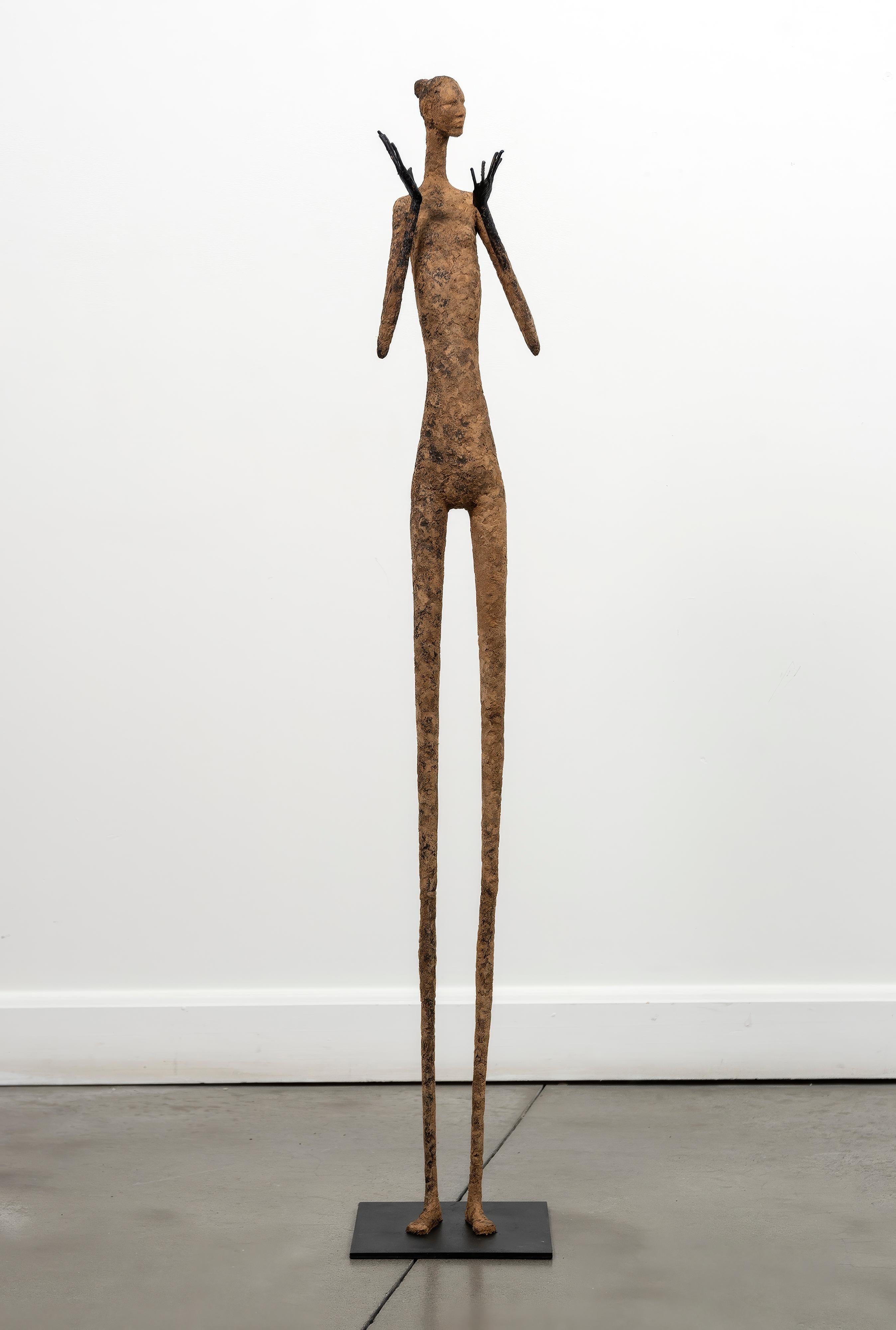 Victoria - Figurative Floor Sculpture, Papier Mâché, Contemporary Design