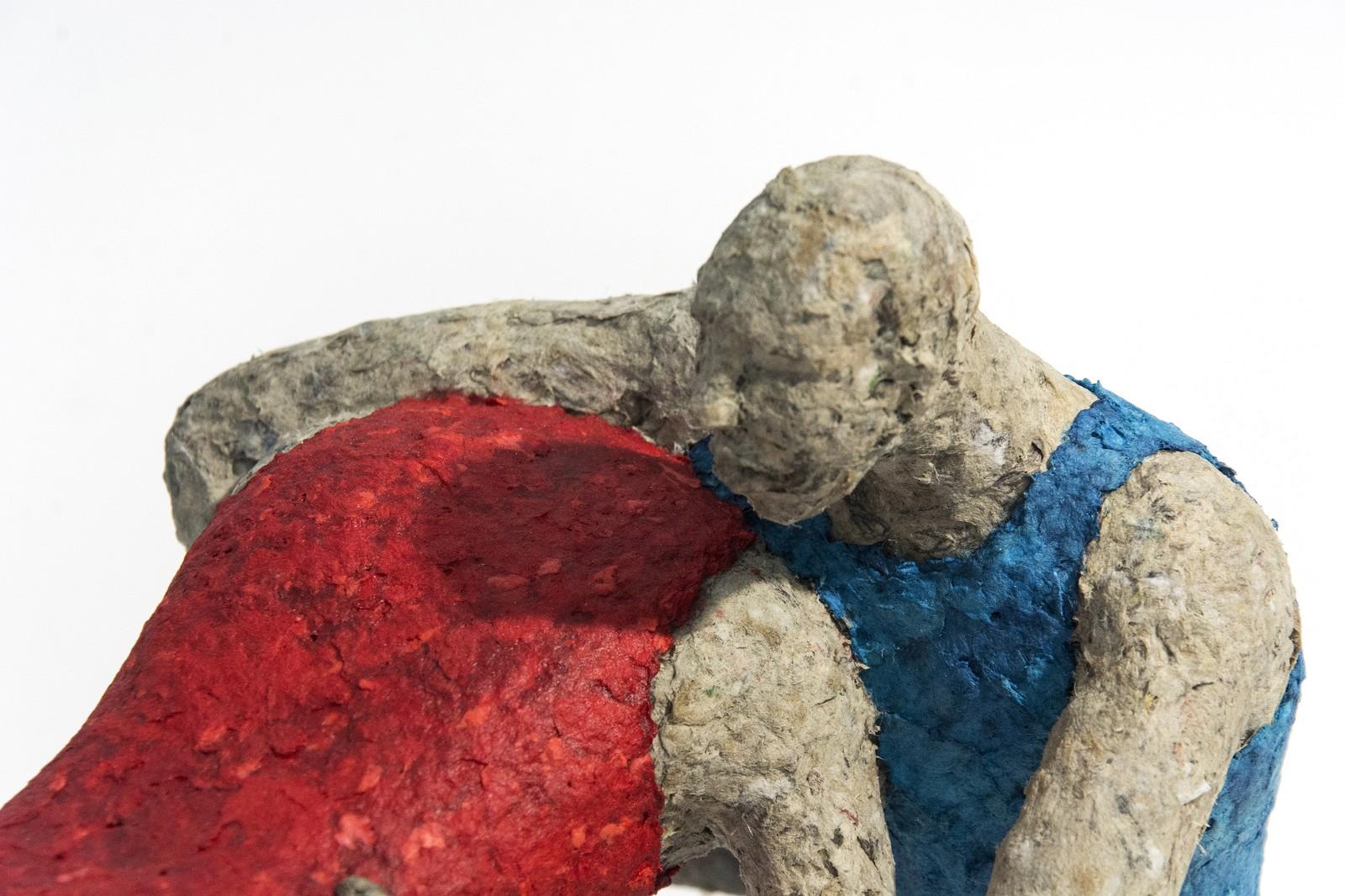 Blue and Red Wrestlers - expressive, textured, figurative, paper Mache sculpture - Contemporary Sculpture by Paul Duval