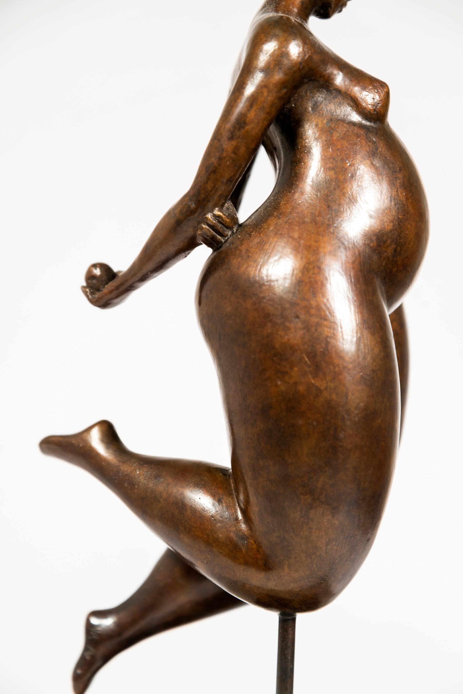 Zaliatou 3/8 - female, figurative, nude, expressive, modern, bronze sculpture For Sale 4