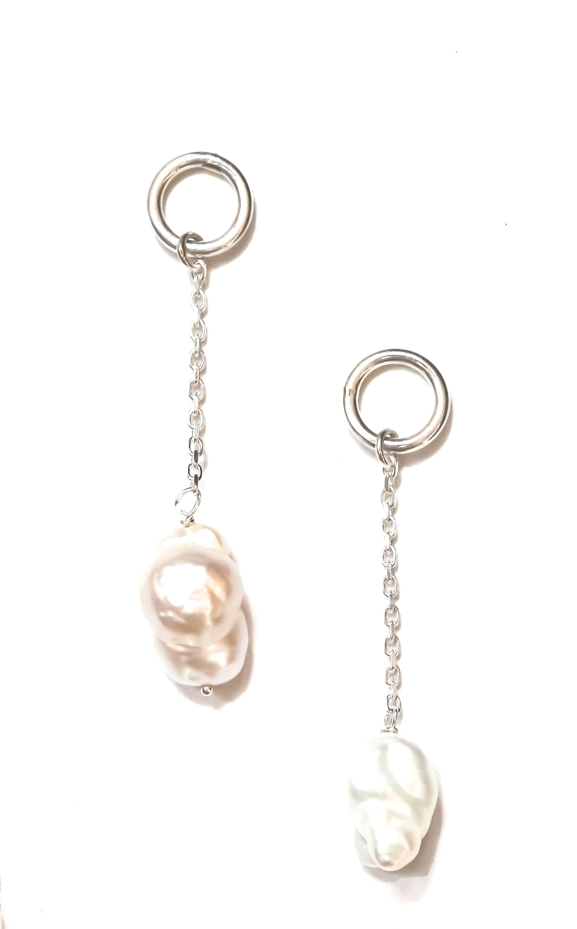 Paul Eaton scolpisce una testa di Setter in miniatura in argento sterling come charm o ciondolo In condizioni Nuovo in vendita a Charleston, SC