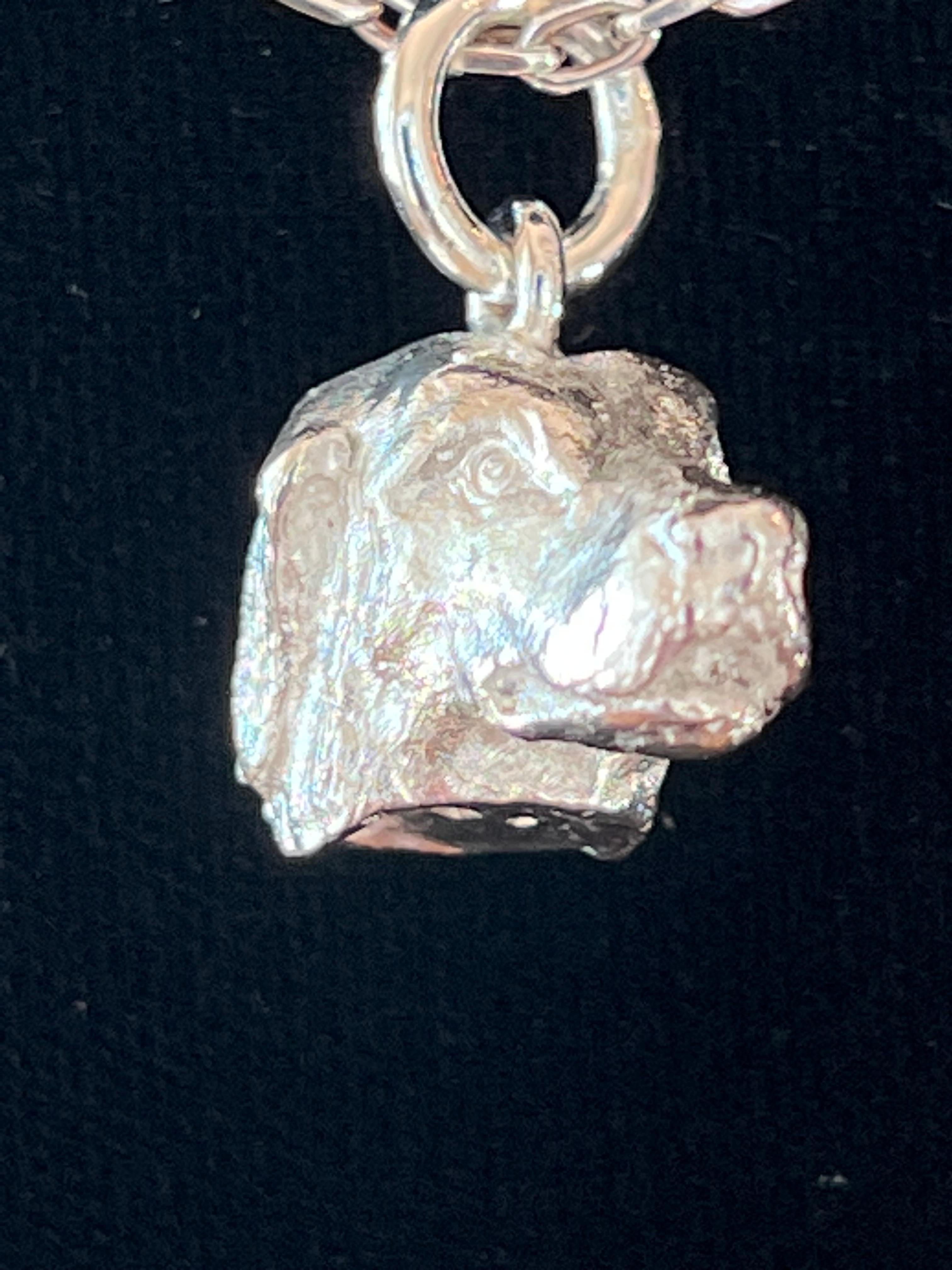 Paul Eaton Sculpted Retriever Dog Head Pendant with One or Two Pearl Drops In New Condition For Sale In Charleston, SC