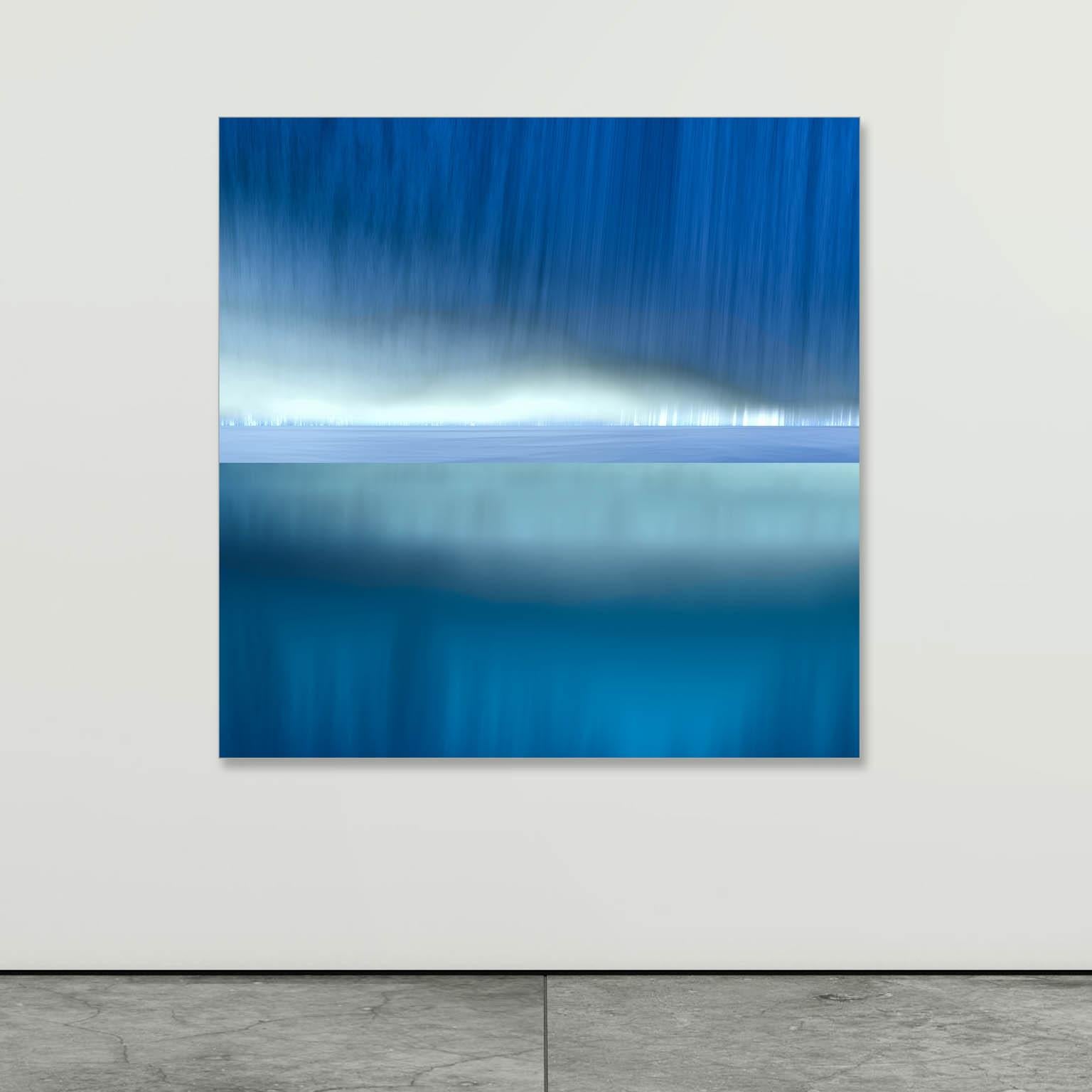 Triptych Turquoise - Underwater World in Nuances of Blue - Abstract Seascapes - Contemporary Photograph by Paul-Émile Rioux