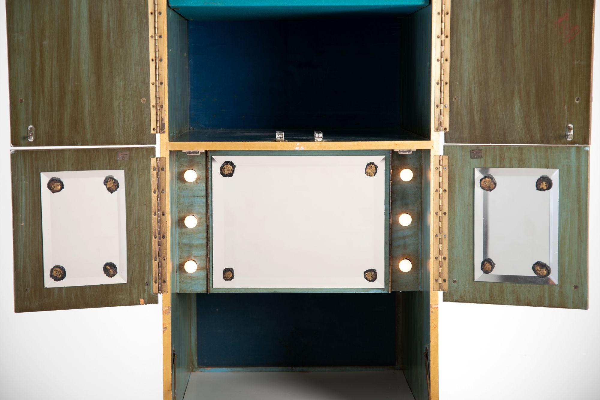 XX secolo Paul Evans e Phillip Lloyd Powell Mobile da studio in foglia d'oro e noce, 1963 in vendita