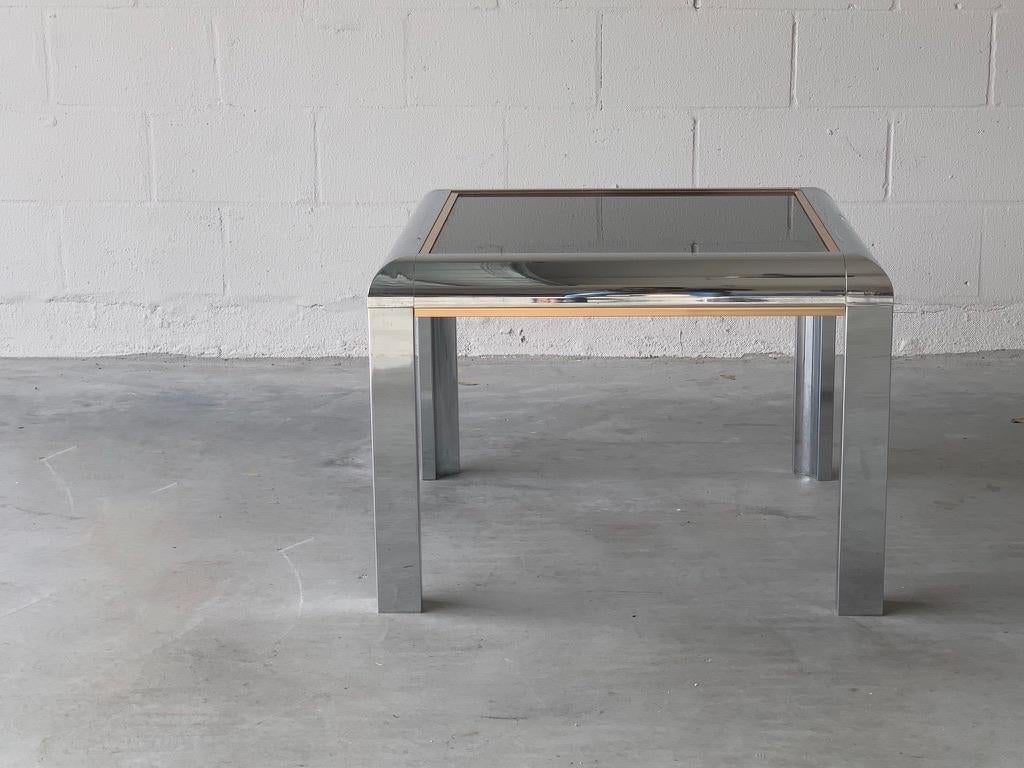 Laiton 20e s. Table à cocktail carrée moderniste chromée en vente