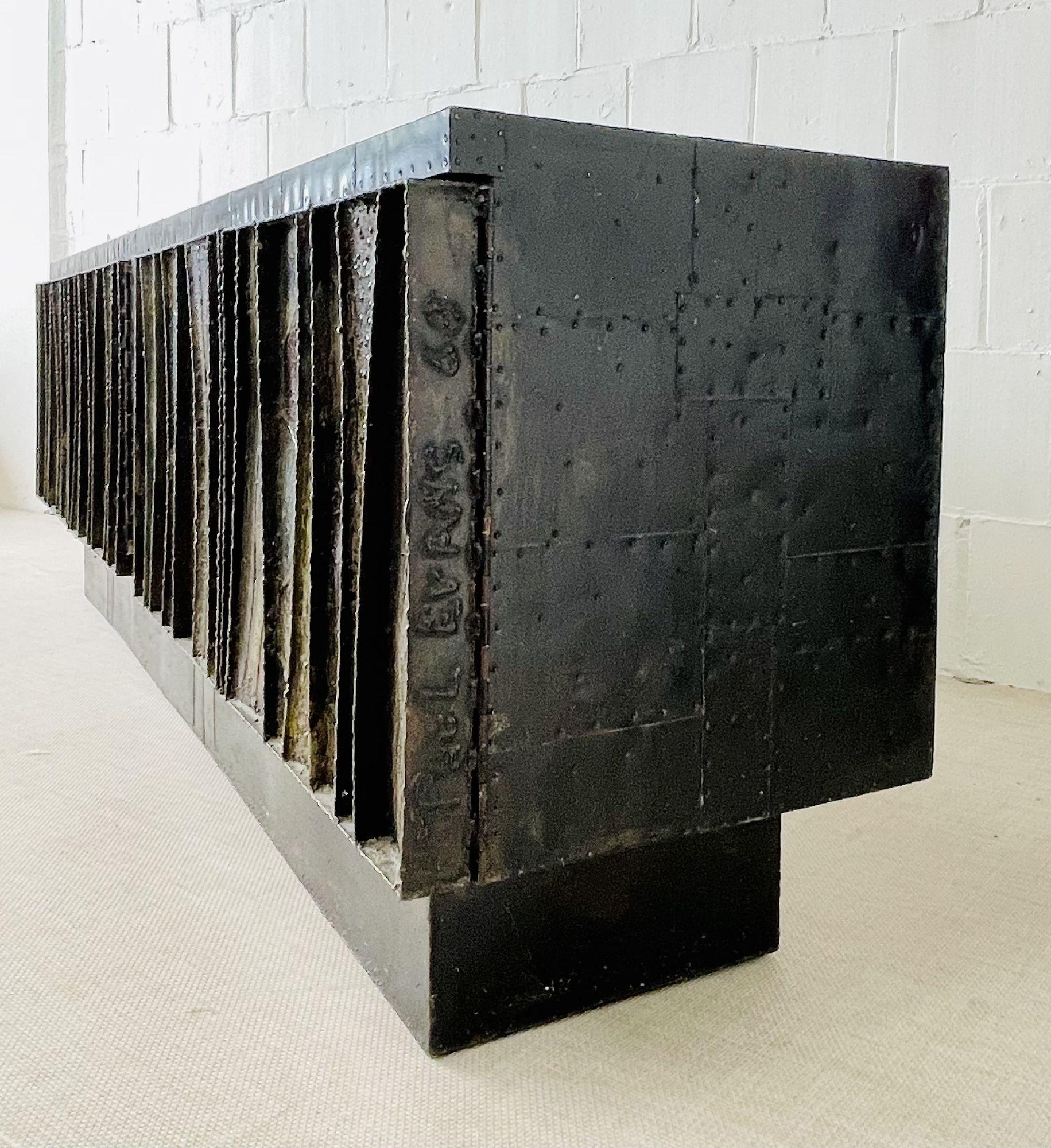 Paul Evans, Brutalist Mid-Century Modern Deep Relief Sideboard, Sculputed Bronze For Sale 5
